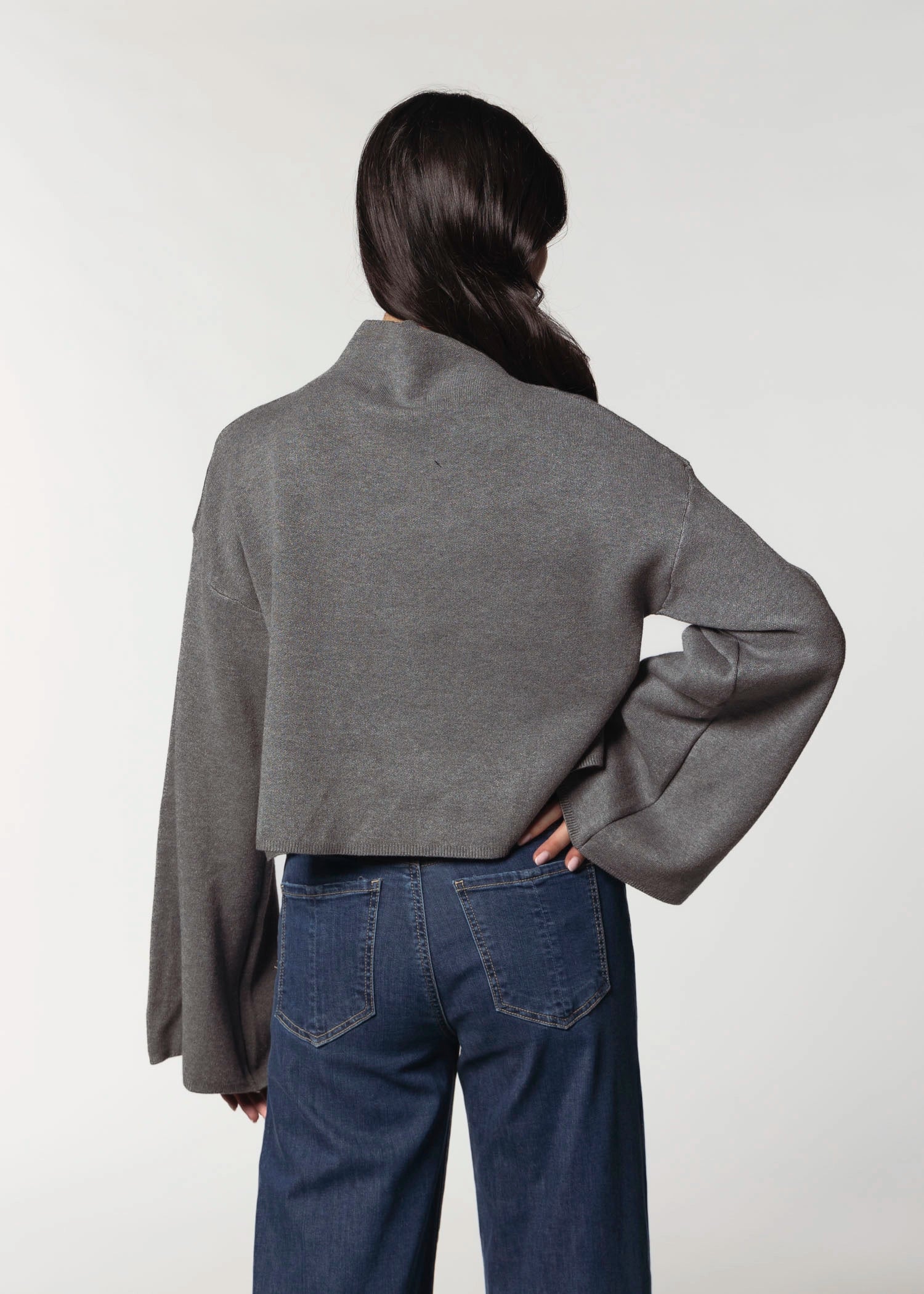 swatch_grey chuck sweater apparel