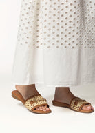 swatch_Natural andre assous niles sandal