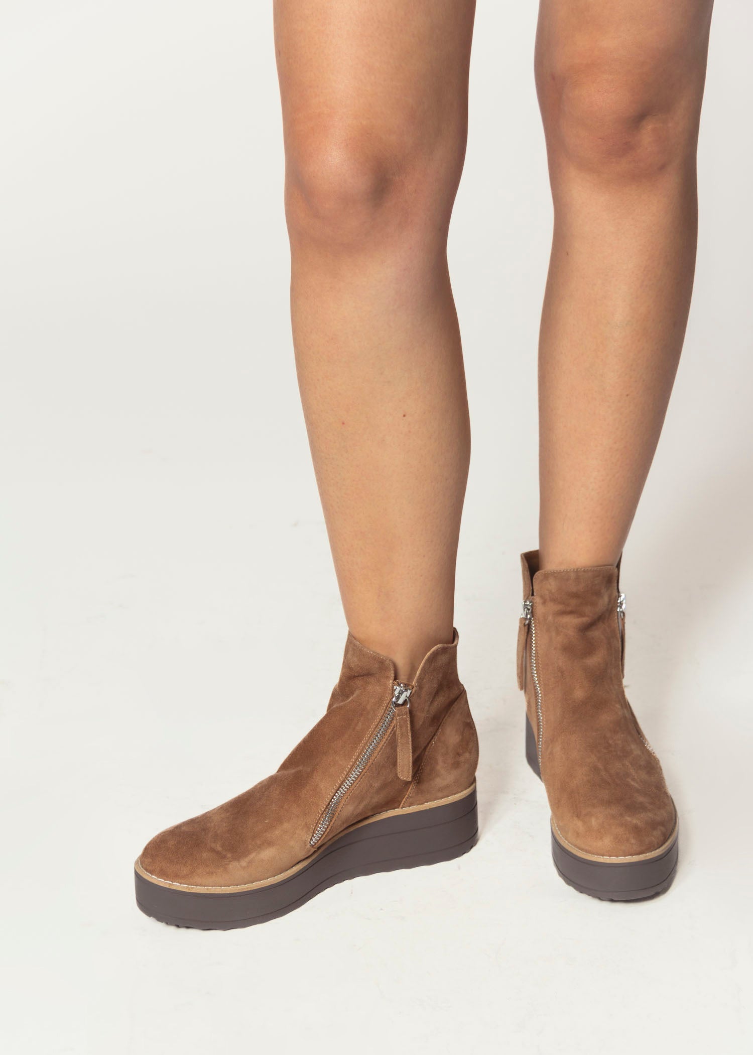 swatch_Light Chocolate nene platform ankle boots