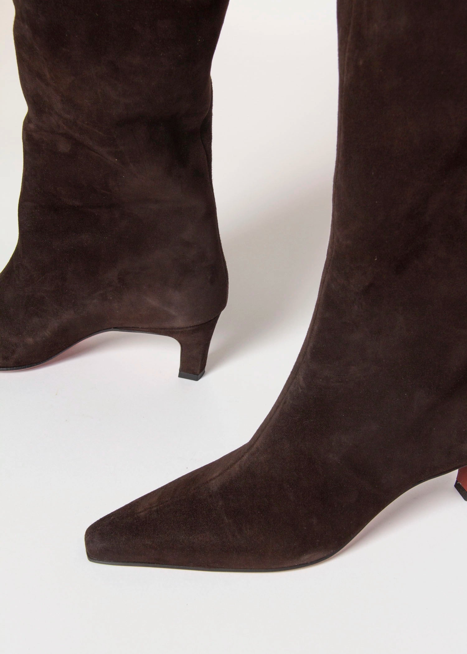swatch_chocolate suede fredine tall boot