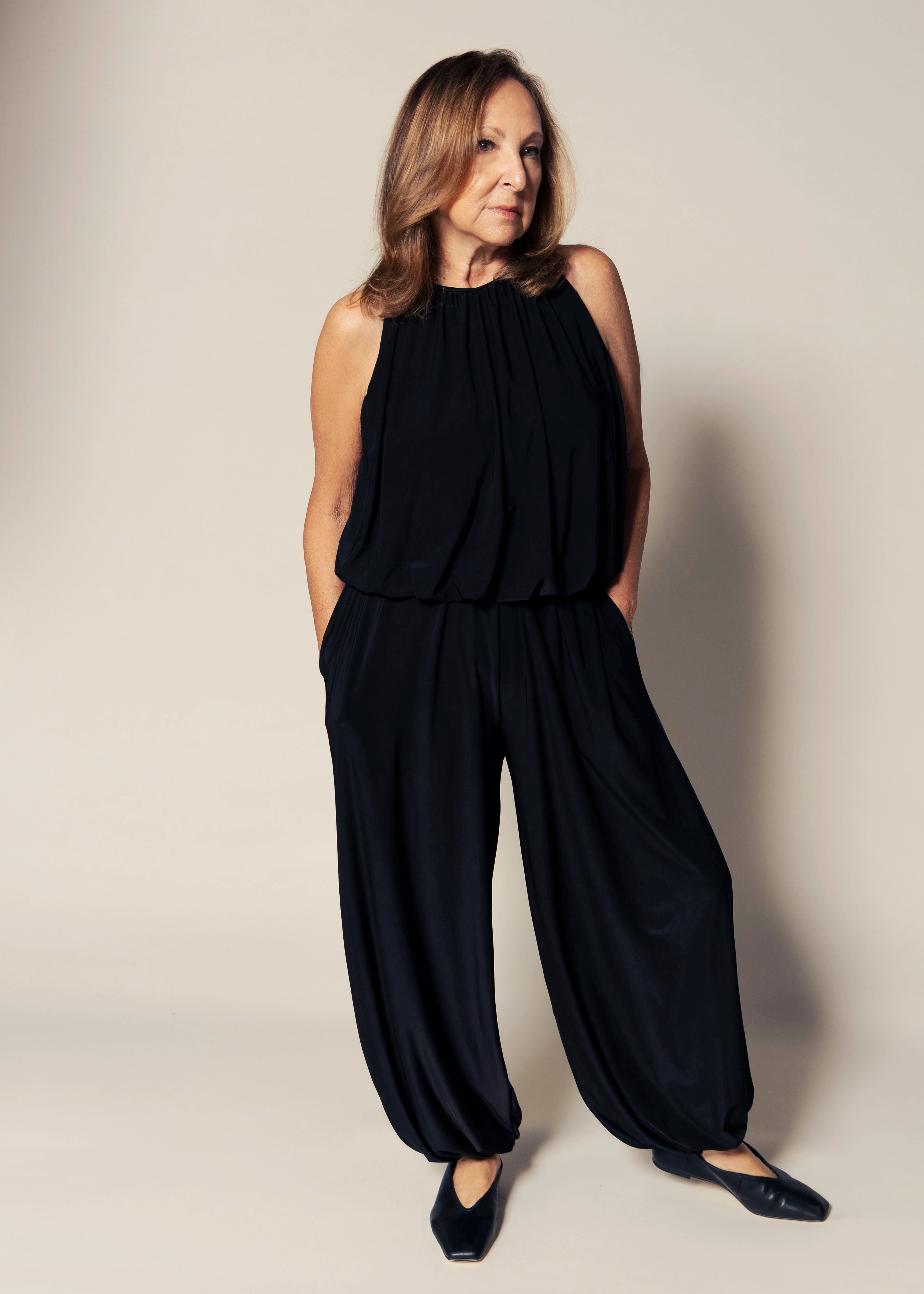 swatch_Black balloon pants