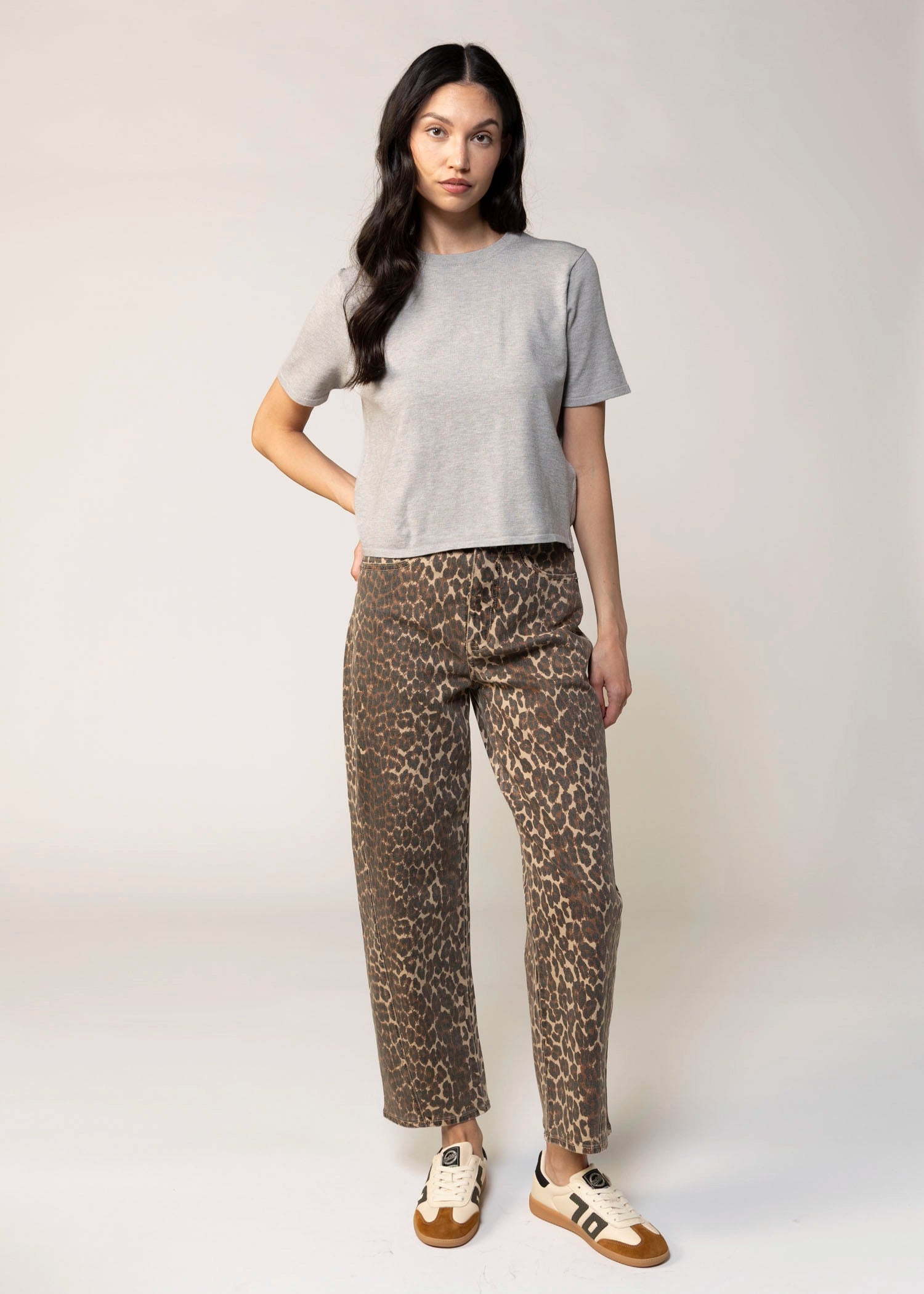 swatch_Heather Grey stitches and stripes otis knit short sleeve