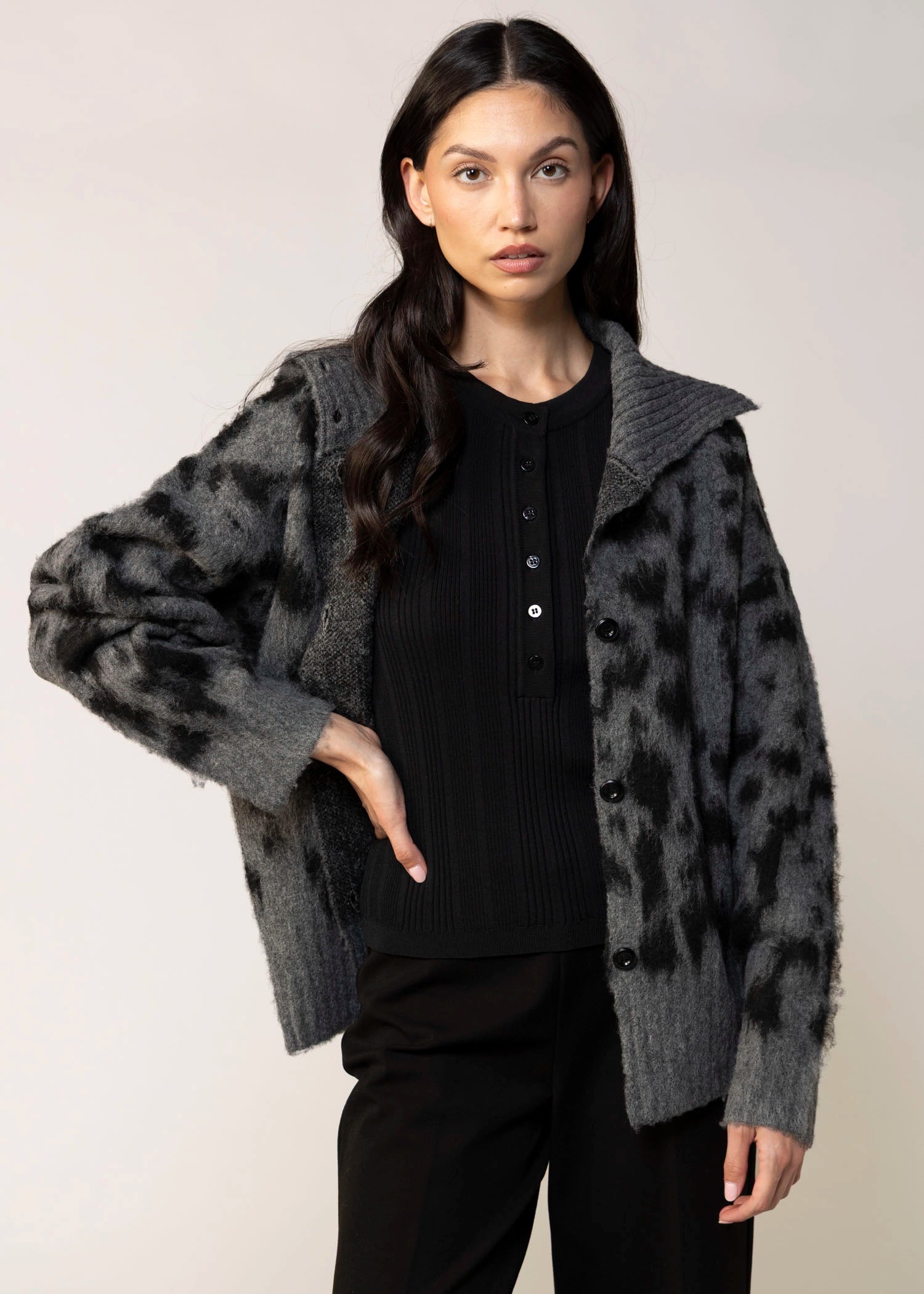 swatch_Charcoal greylin paloma cardigan