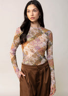 swatch_Multi avec les filles printed mesh long sleeve top