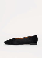 swatch_Black Haircalf angel alarcon tiyu flat