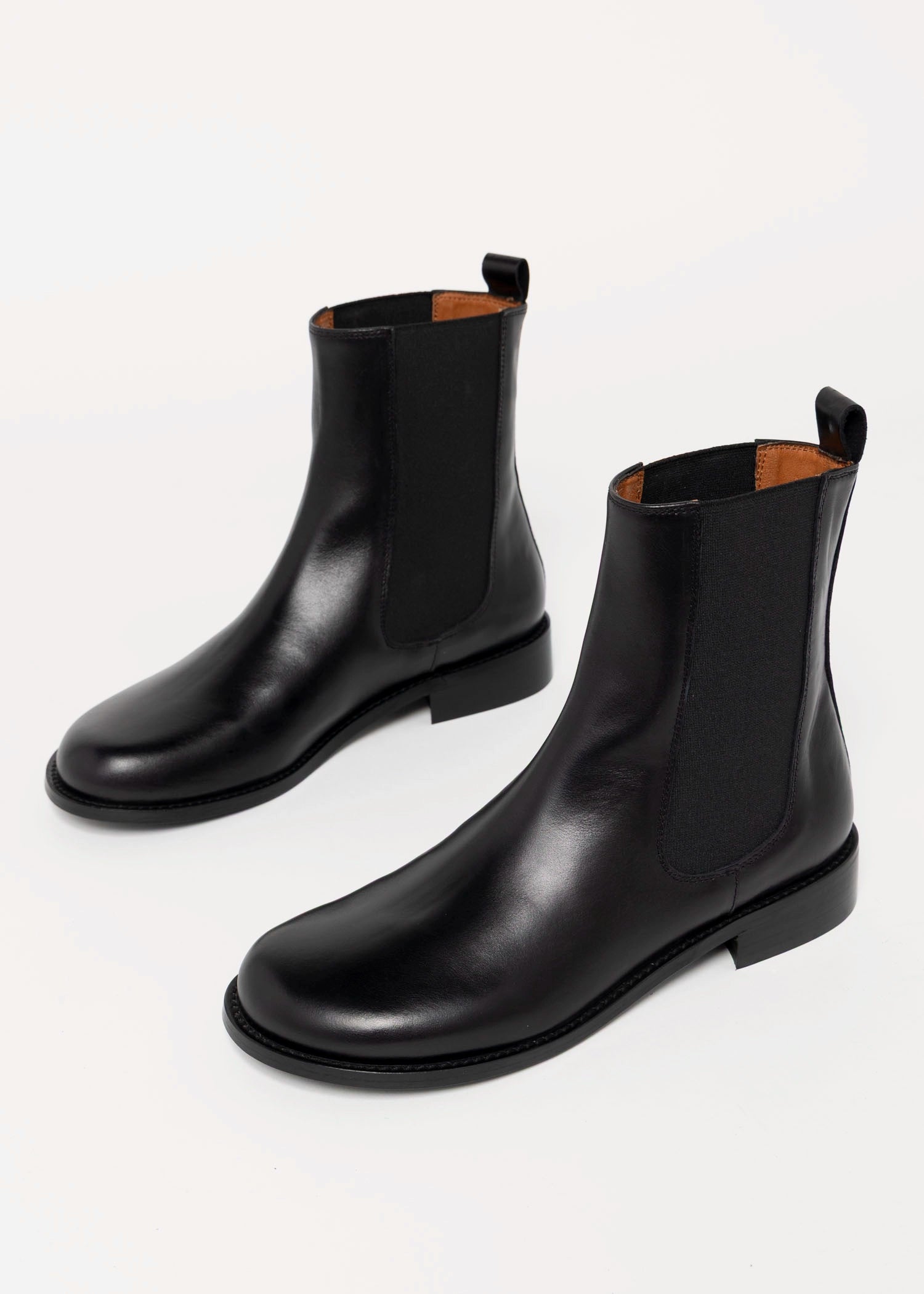 swatch_Black Leather angel alarcon lyana chelsea boot