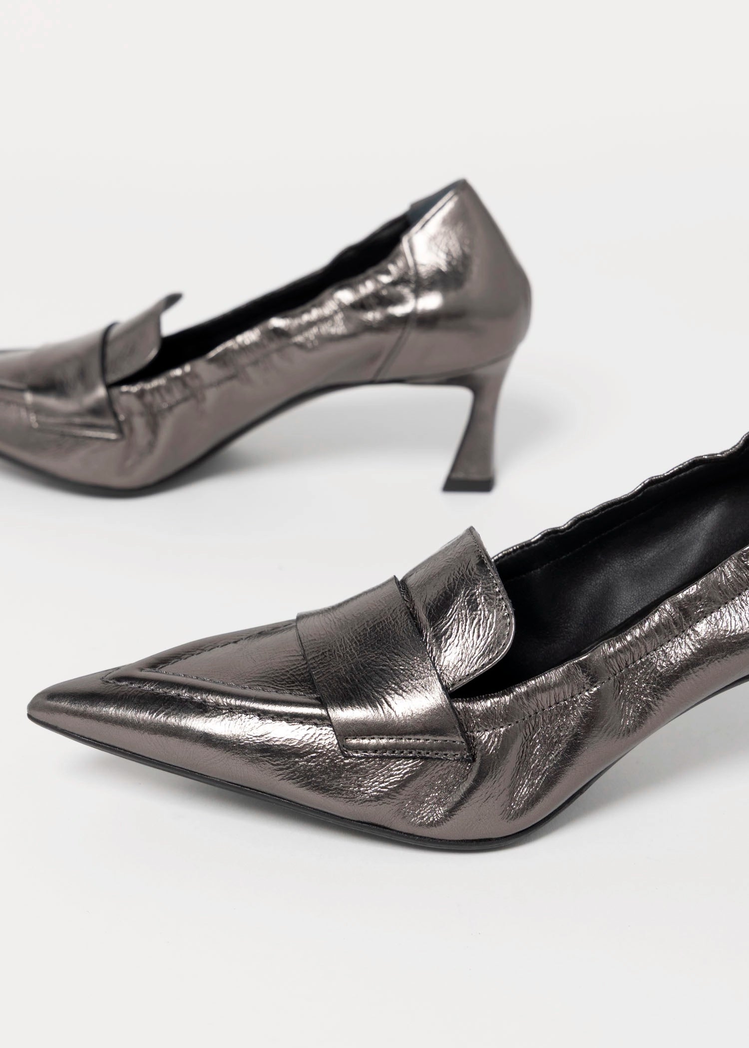 swatch_Steel Leather l'idea pointed toe pump