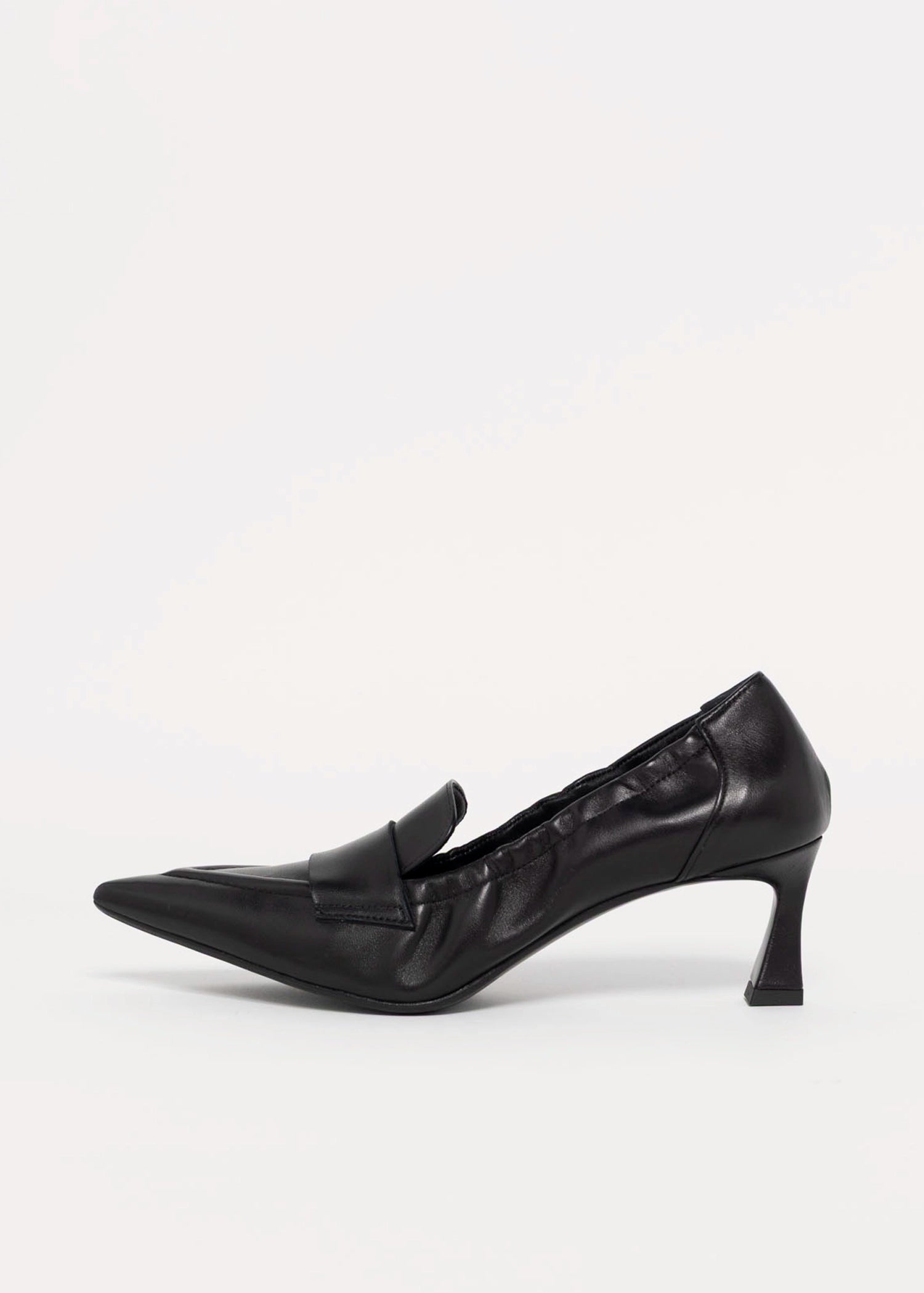swatch_Black Leather l'idea pointed toe pump