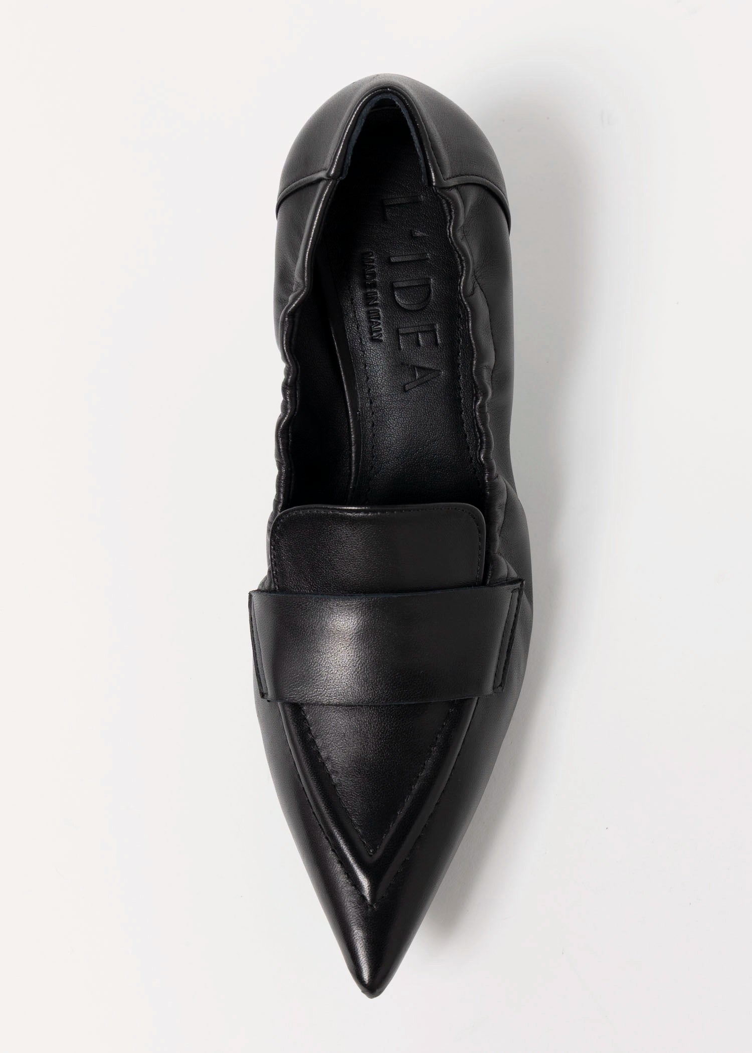 swatch_Black Leather l'idea pointed toe pump