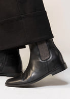 swatch_Black Leather l'idea chelsea boot with chain detail