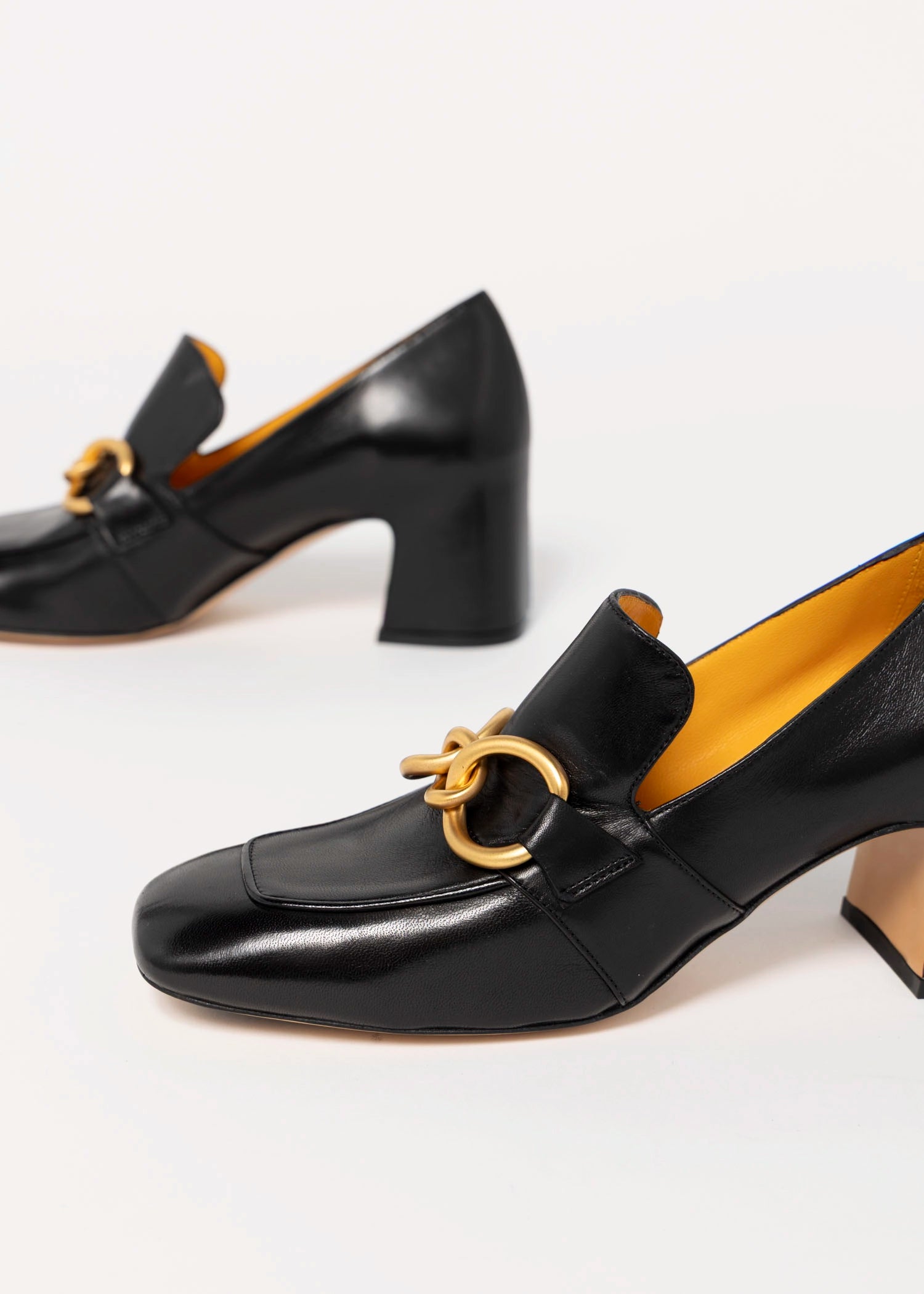 swatch_Black Leather mara bini perla heeled loafer
