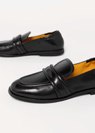swatch_Black Leather mara bini sally loafer