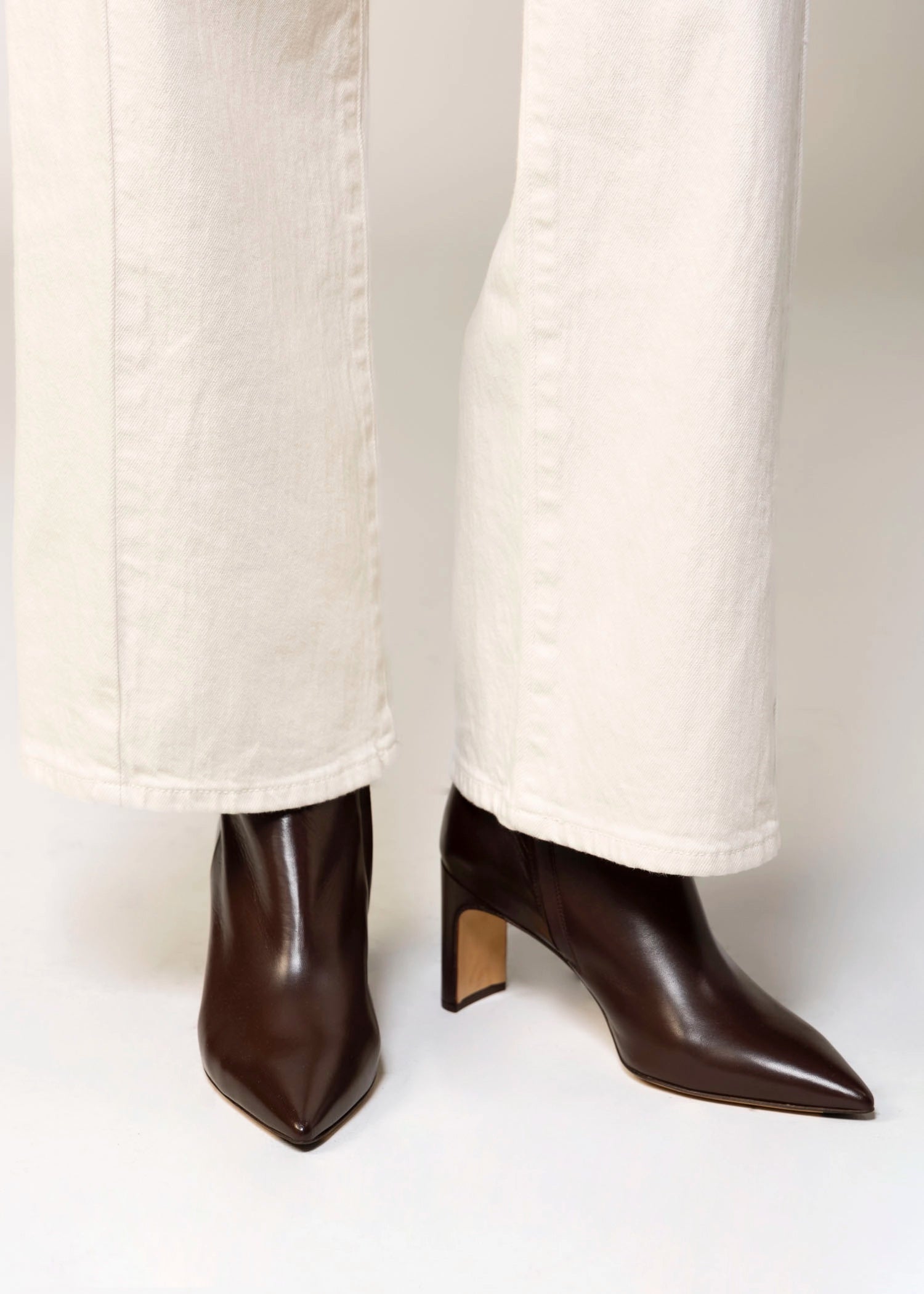 swatch_Brown Leather mara bini leather heeled boot