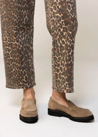 swatch_Dark Taupe Suede l'idea clean loafer on lug sole
