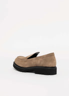 swatch_Dark Taupe Suede l'idea clean loafer on lug sole
