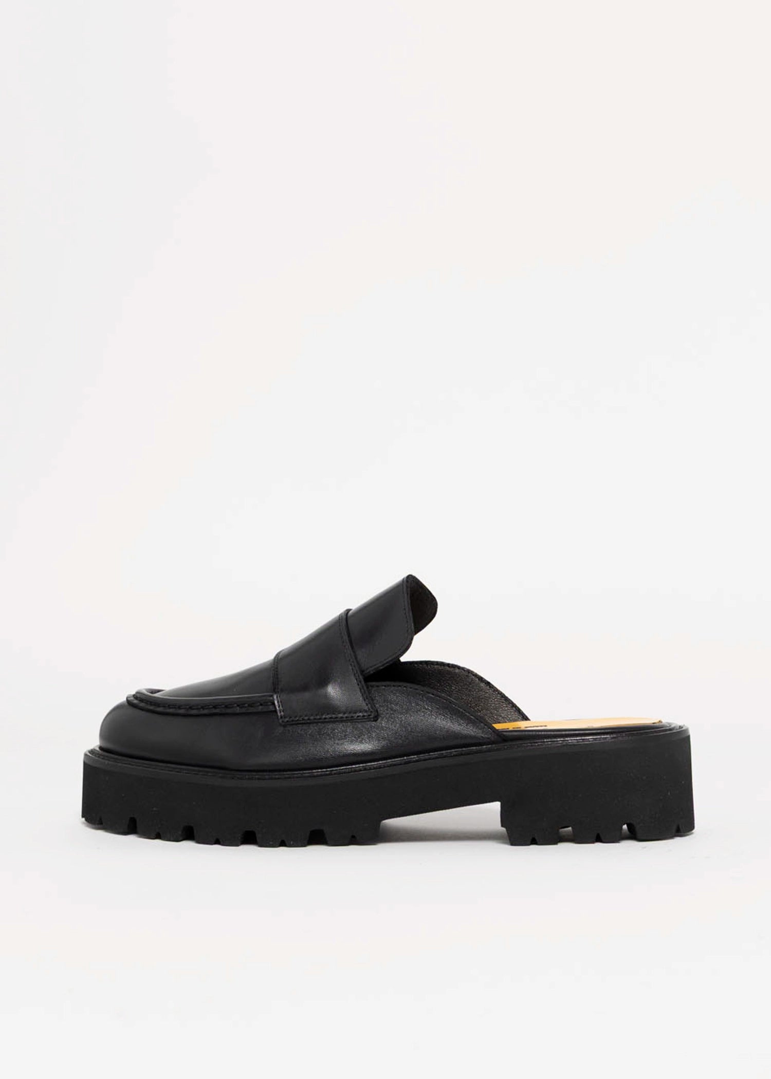 swatch_Black Leather l'idea italian leather lug sole mule