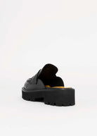swatch_Black Leather l'idea italian leather lug sole mule