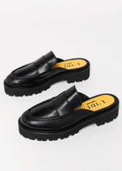 swatch_Black Leather l'idea italian leather lug sole mule
