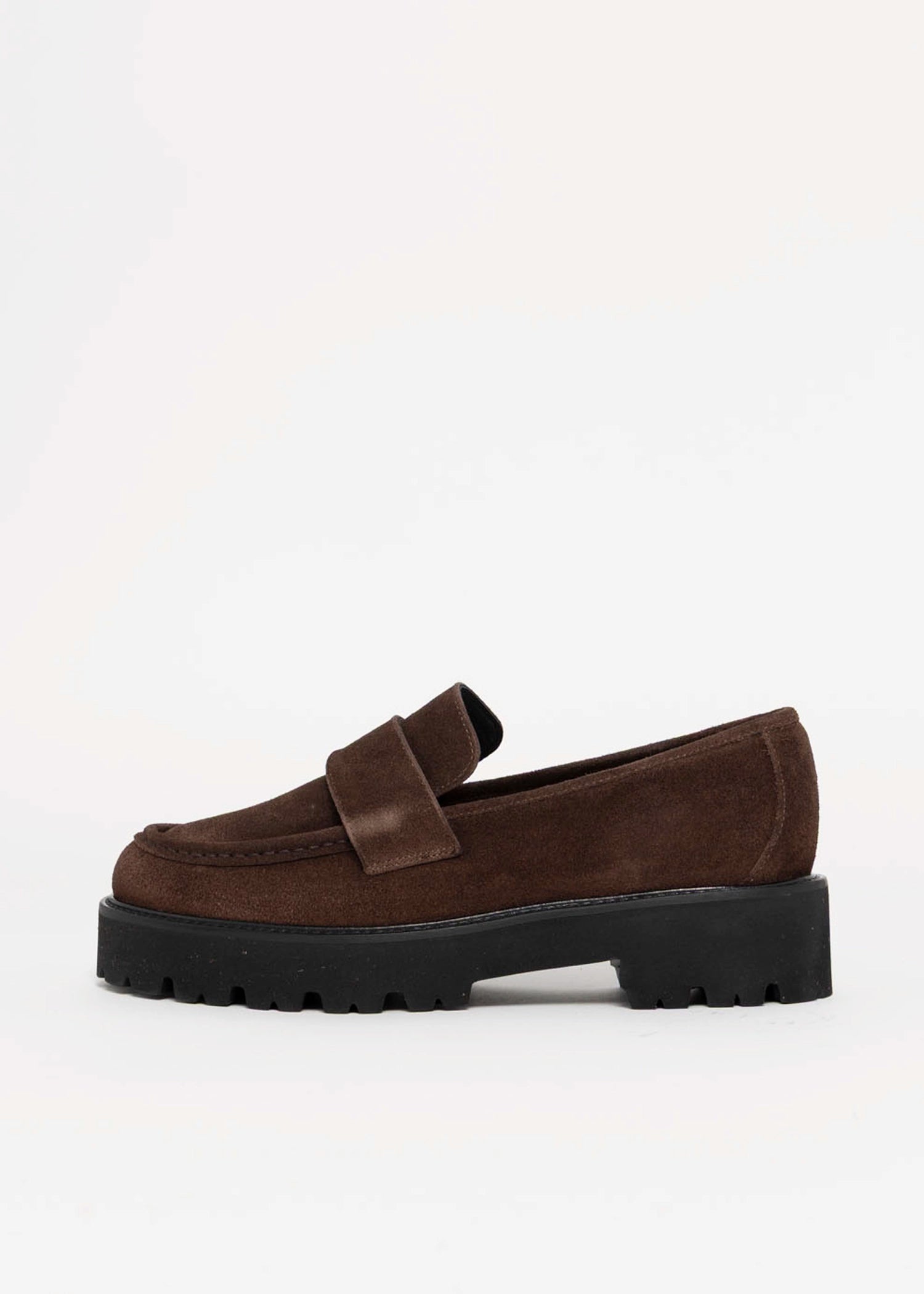 swatch_Chocolate Suede l'idea lug sole loafer