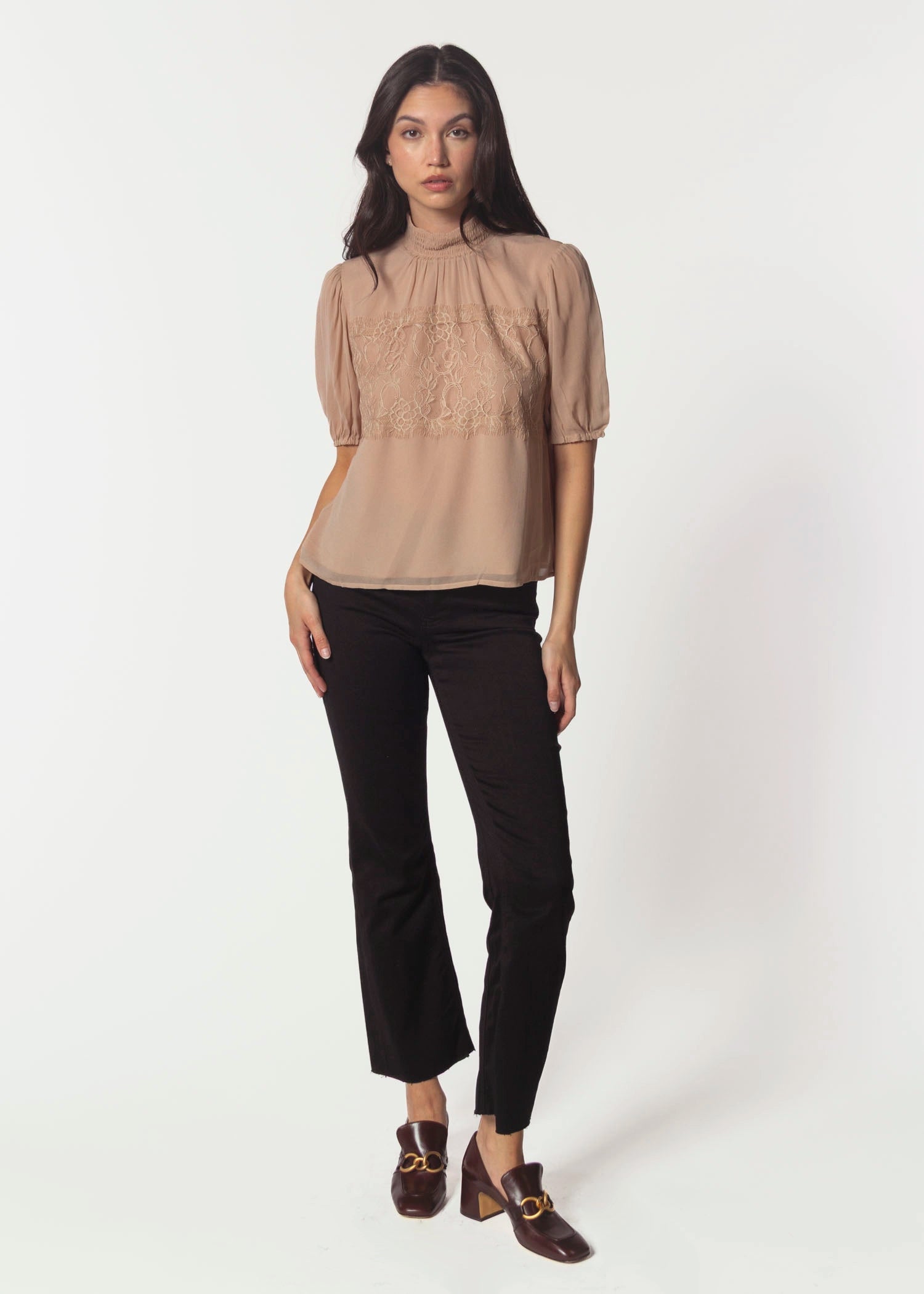 swatch_Fawn sweet romance blouse