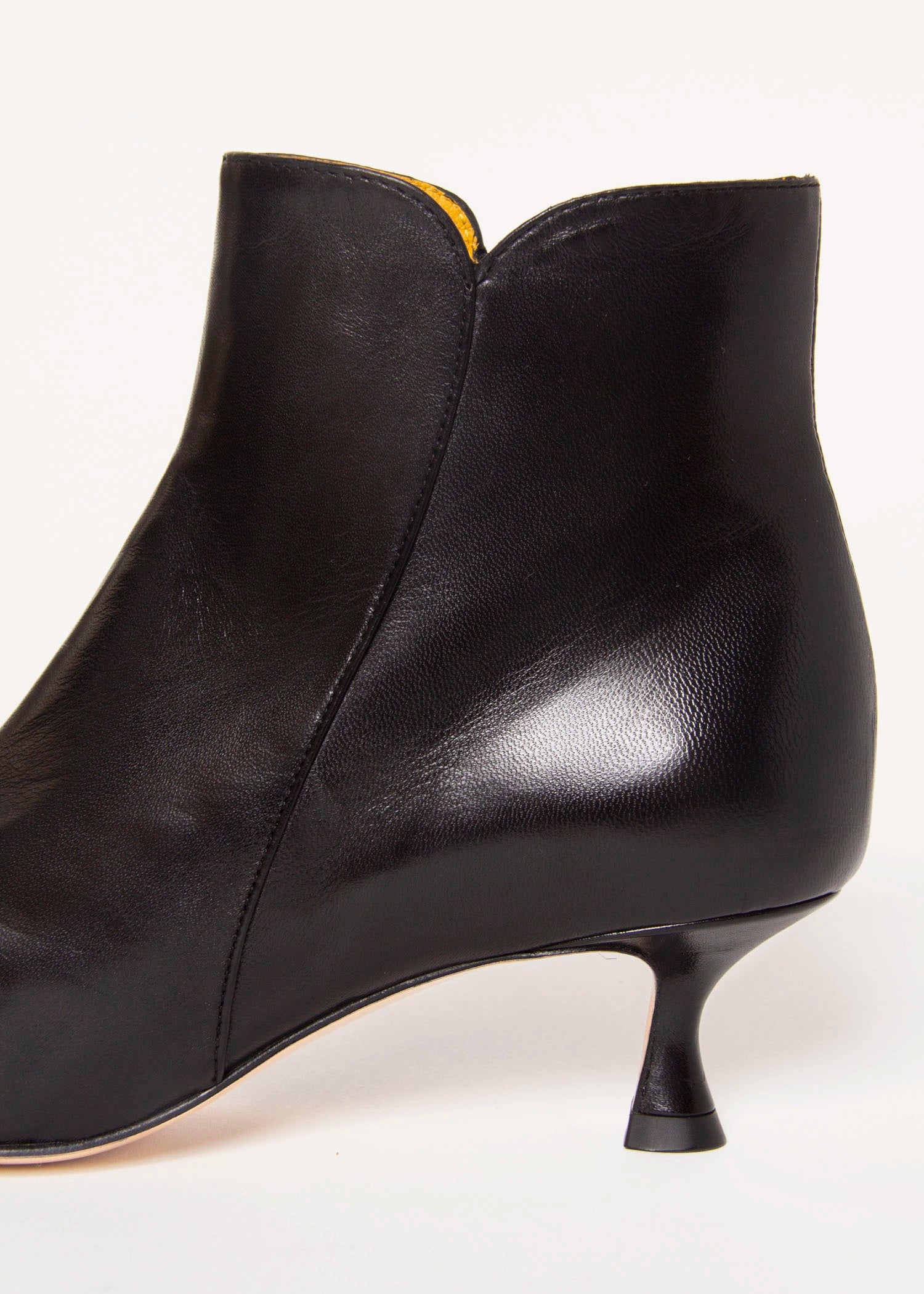 swatch_black leather mara bini ankle boot