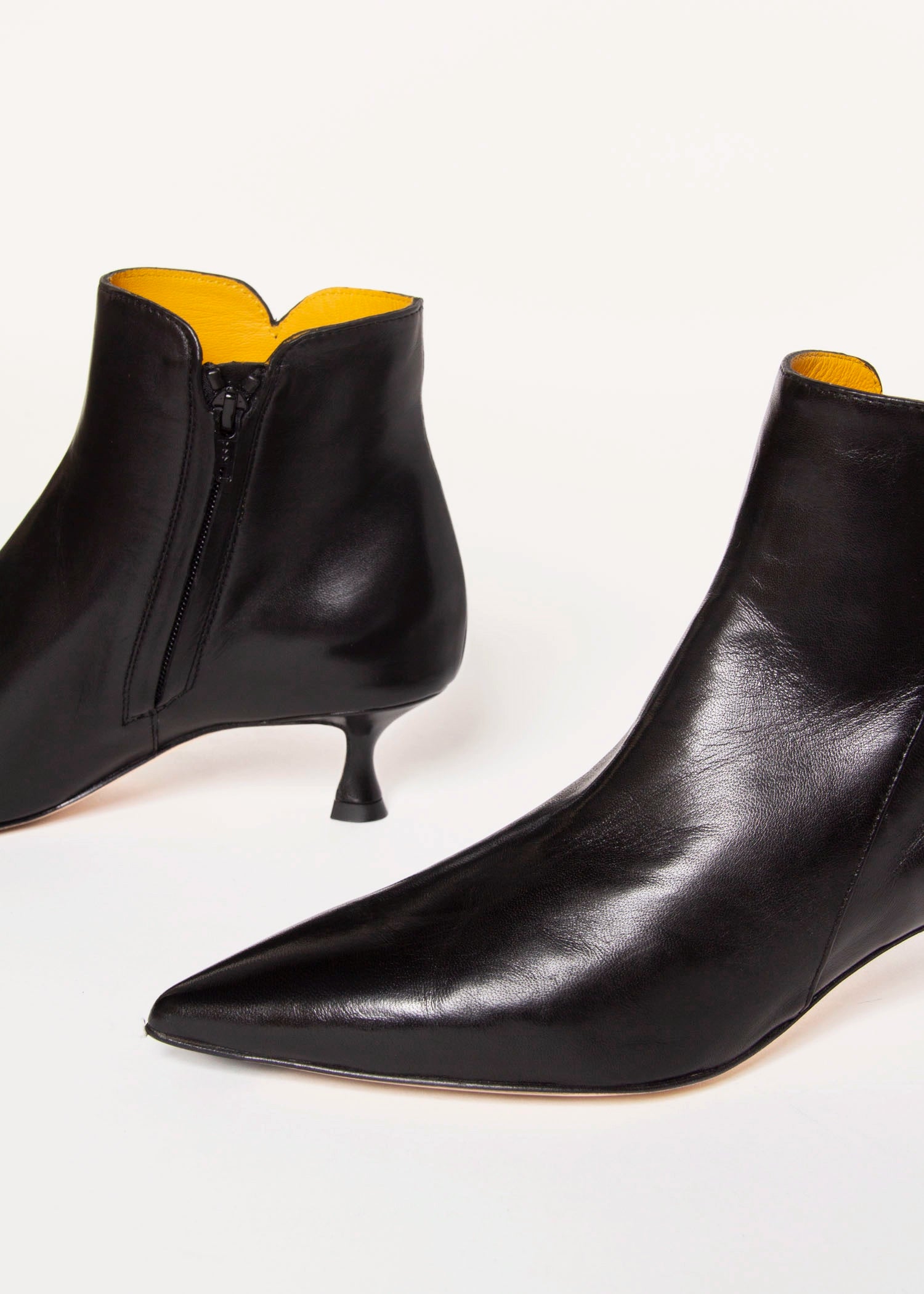 swatch_black leather mara bini ankle boot