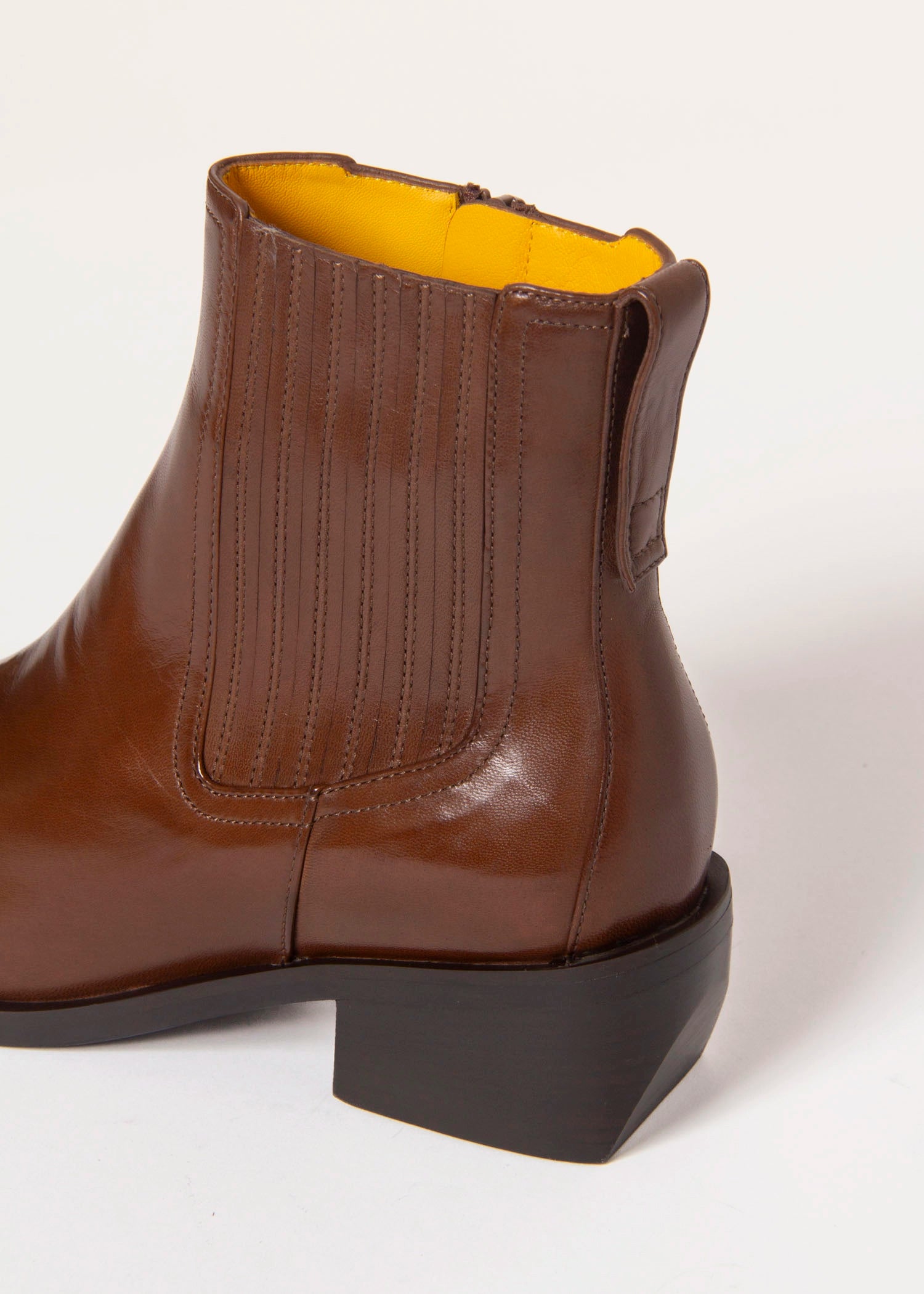 swatch_whiskey leather ankle boot