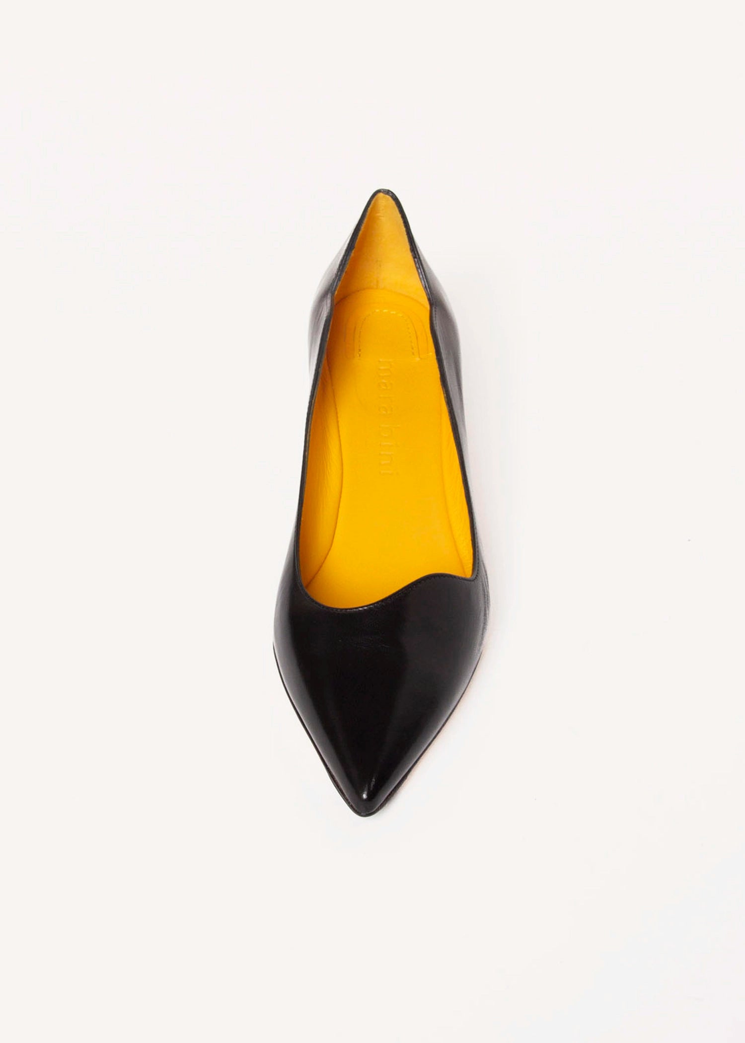 swatch_Black Leather pump