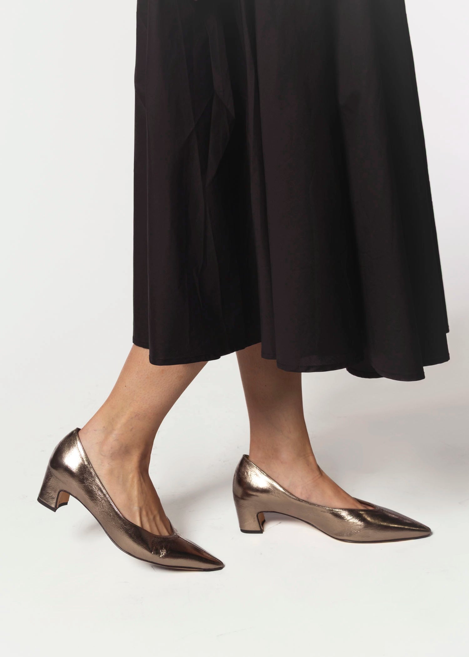 swatch_Bronze Leather vale pump