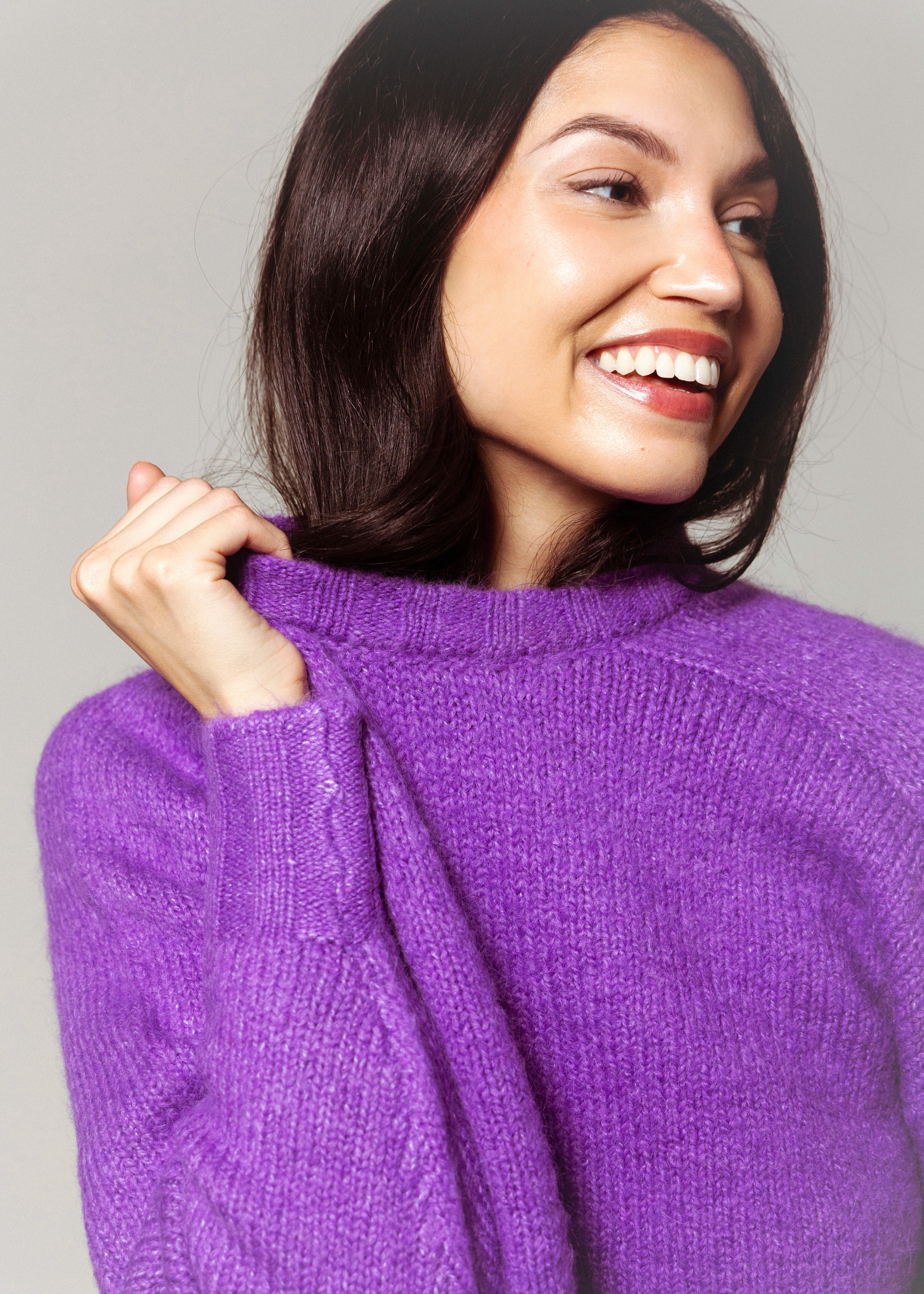 swatch_Violet pistola adina crewneck sweater