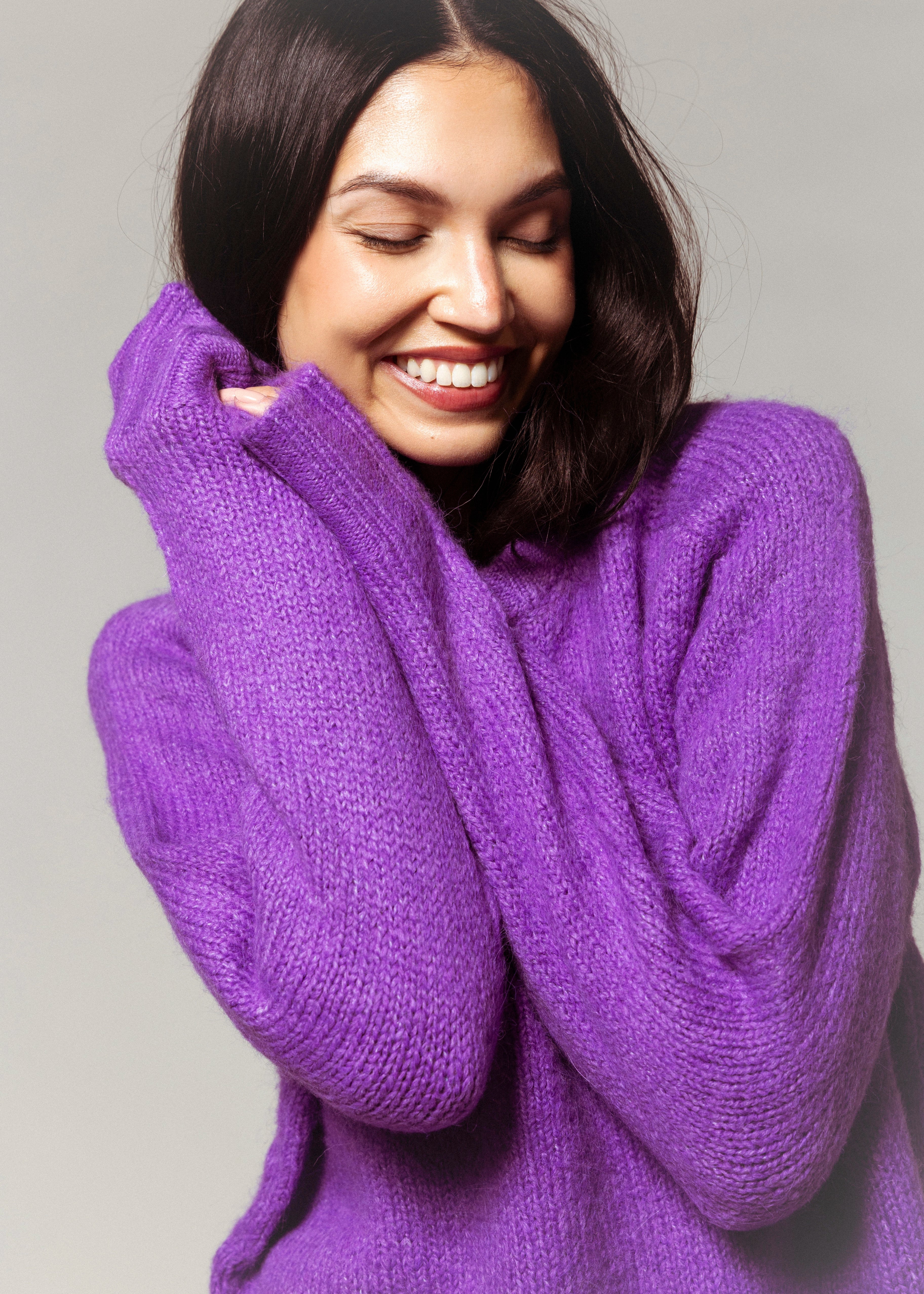 swatch_Violet pistola adina crewneck sweater