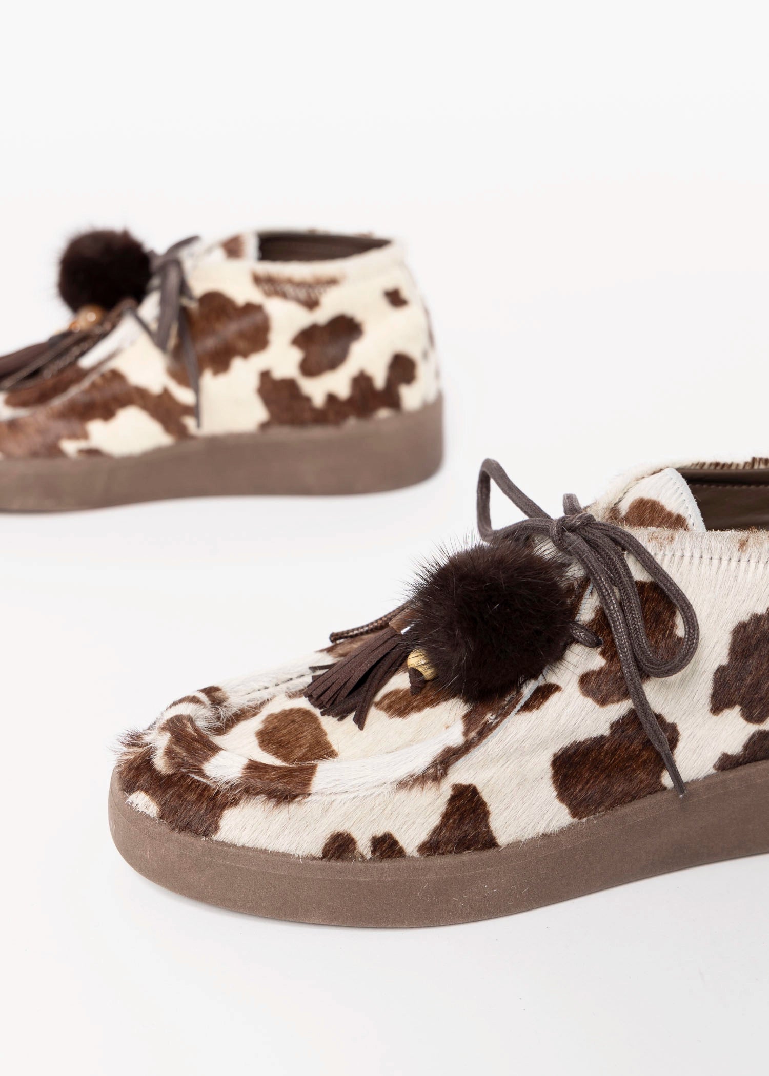 swatch_Cow Haircalf l'idea italian suede wallabee ankle boot
