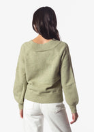 swatch_Olive heather sweater