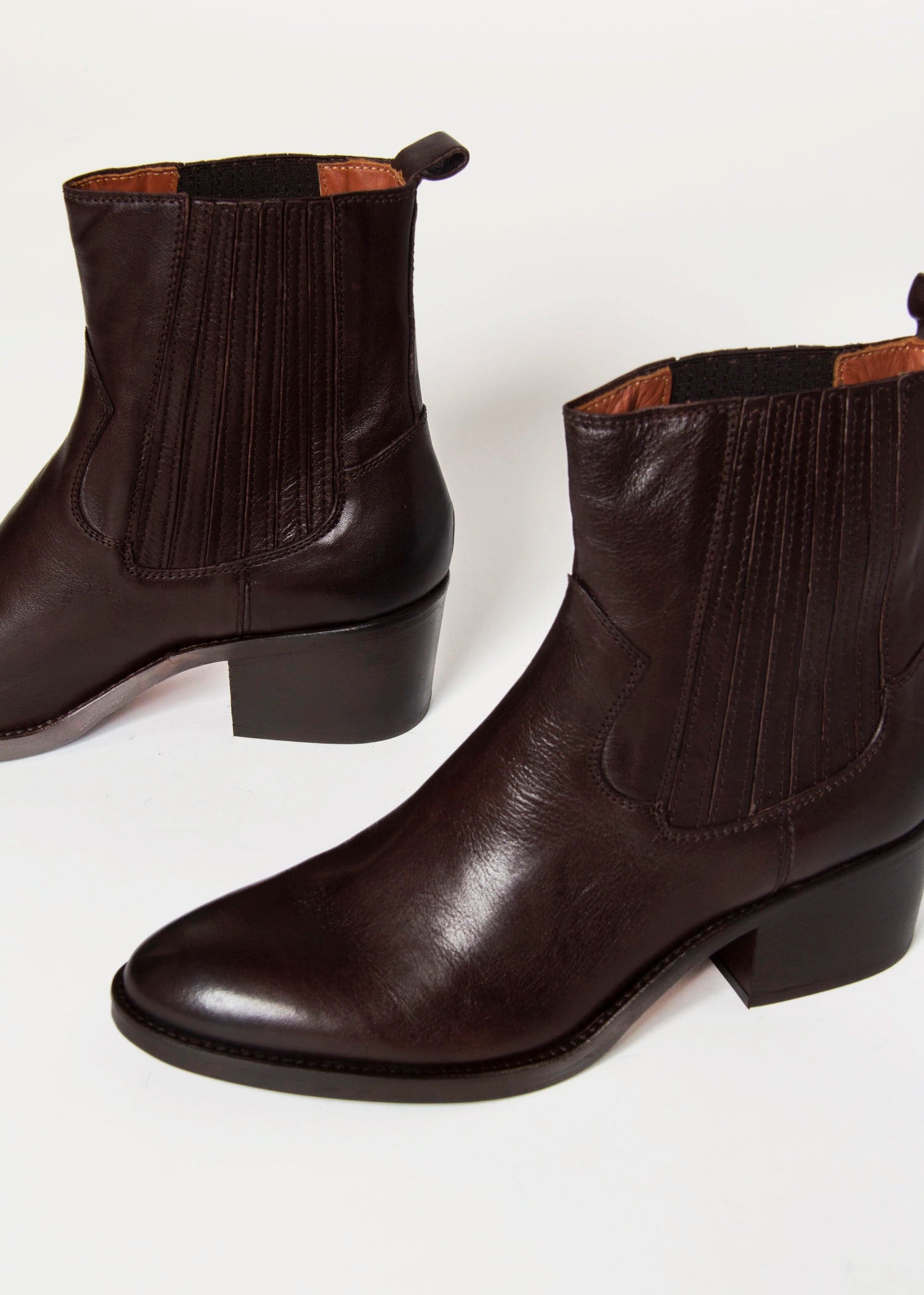 swatch_Dark Brown Leather chelsea boot