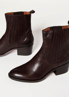 swatch_Dark Brown Leather chelsea boot