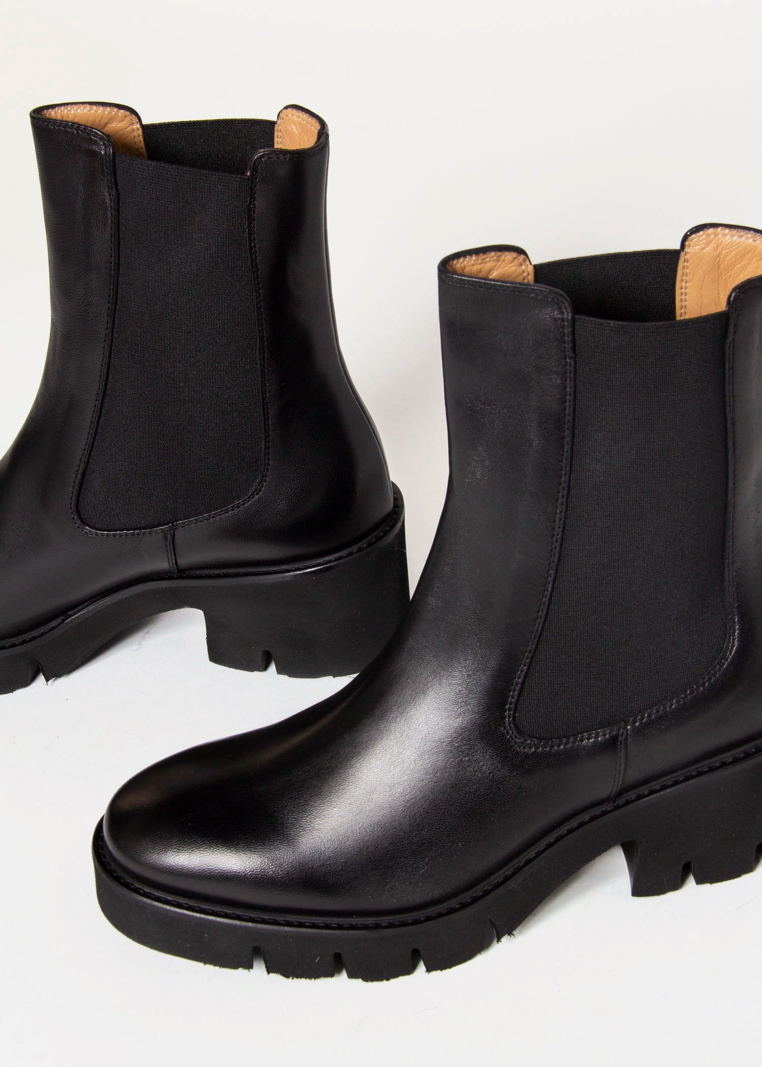 swatch_Black Leather chelsea boot shoes