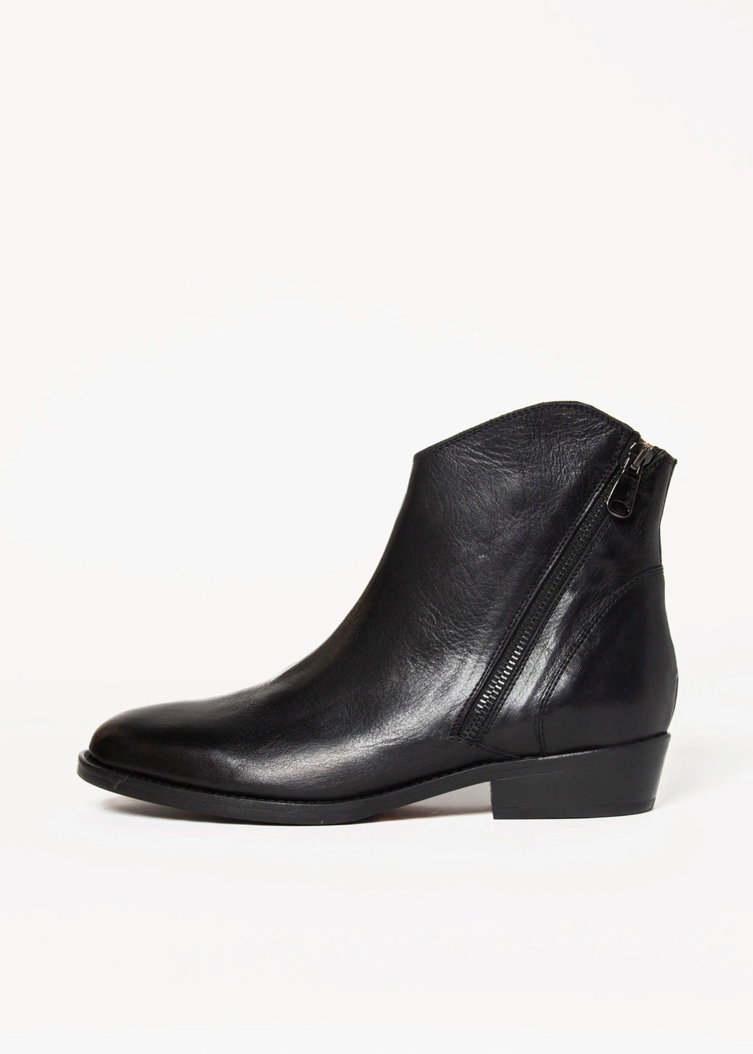swatch_Black Leather ankle boot shoes