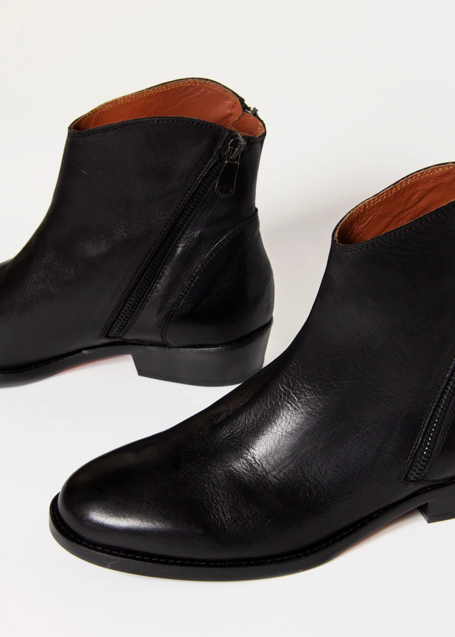 swatch_Black Leather ankle boot shoes