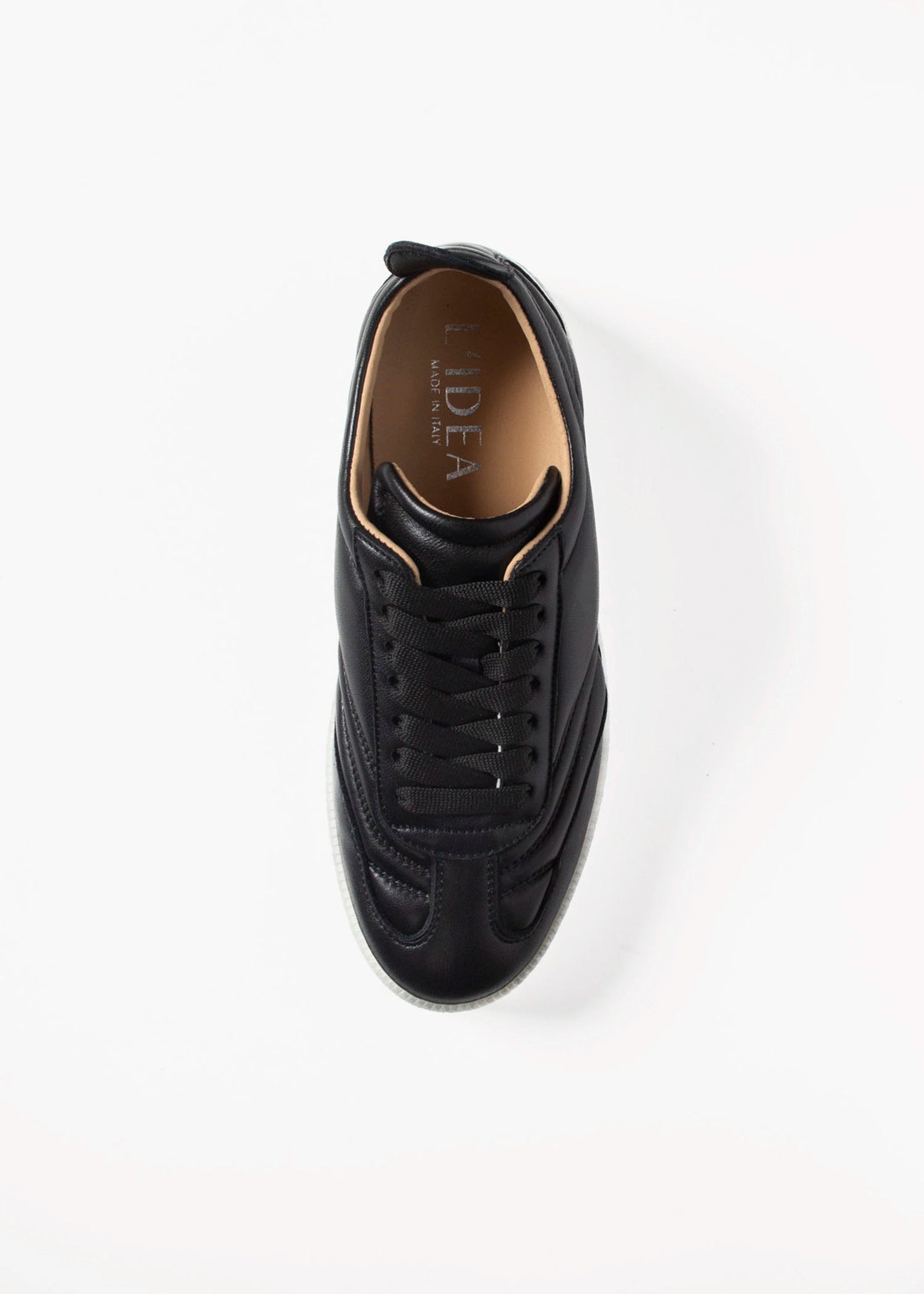 swatch_Black Leather sneaker
