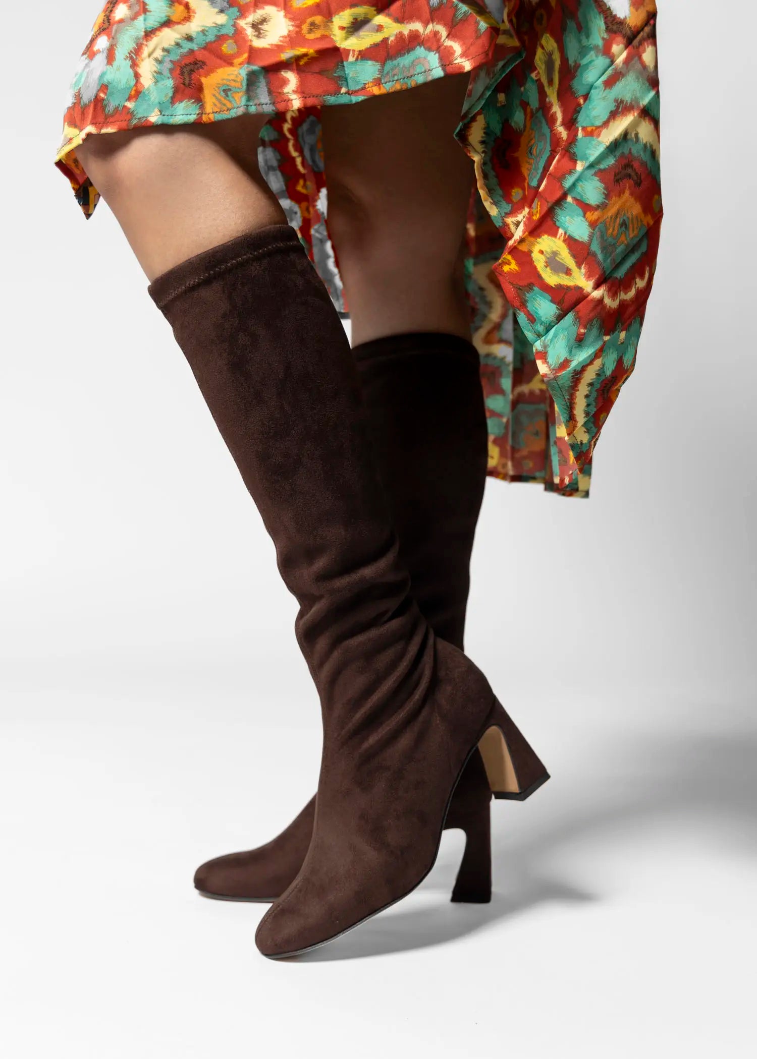 swatch_dark brown jaelta stretch boot boots