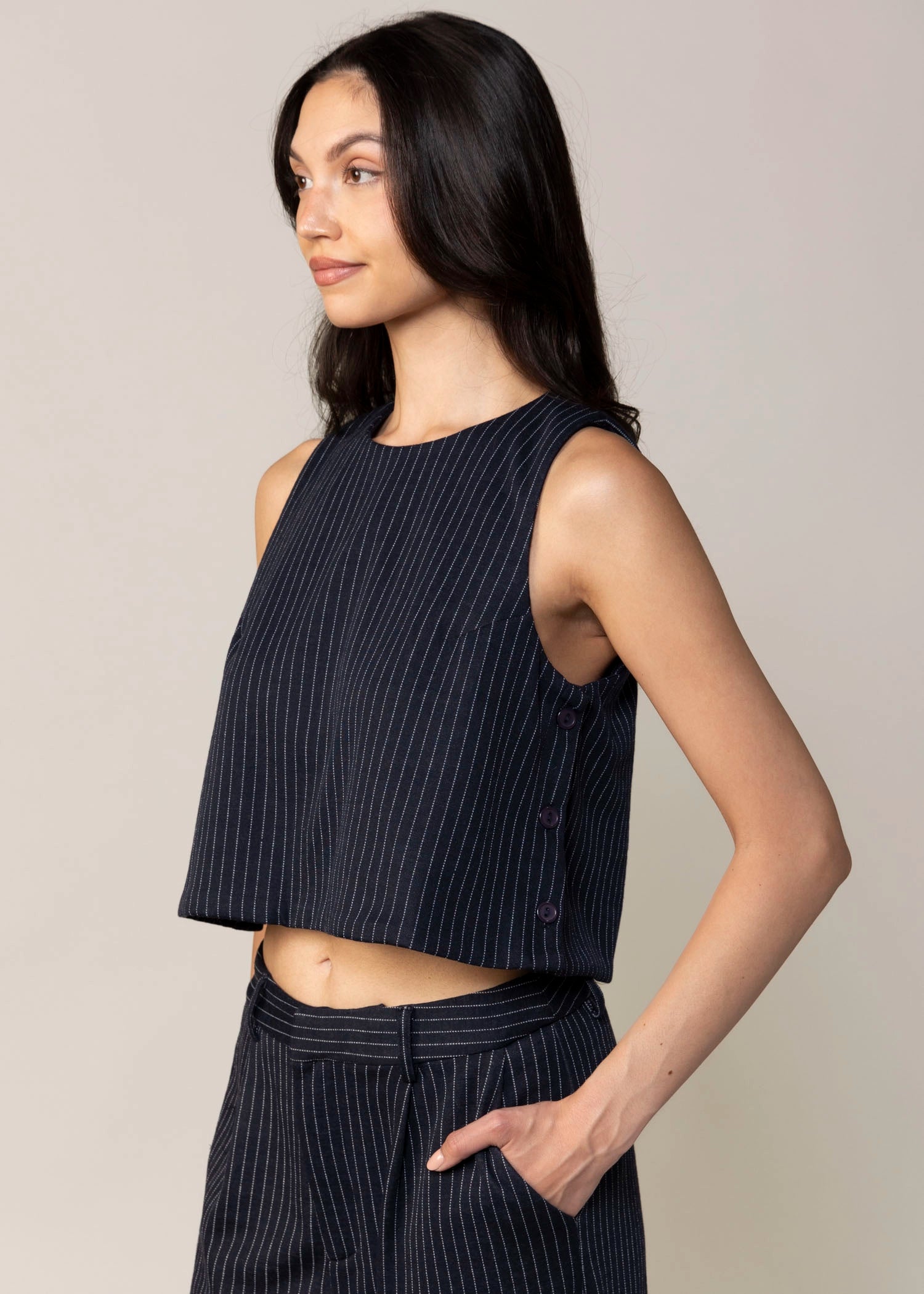 swatch_Navy/Ivory sage the label legacy pinstripe top