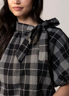 swatch_Black thml puff sleeve plaid top