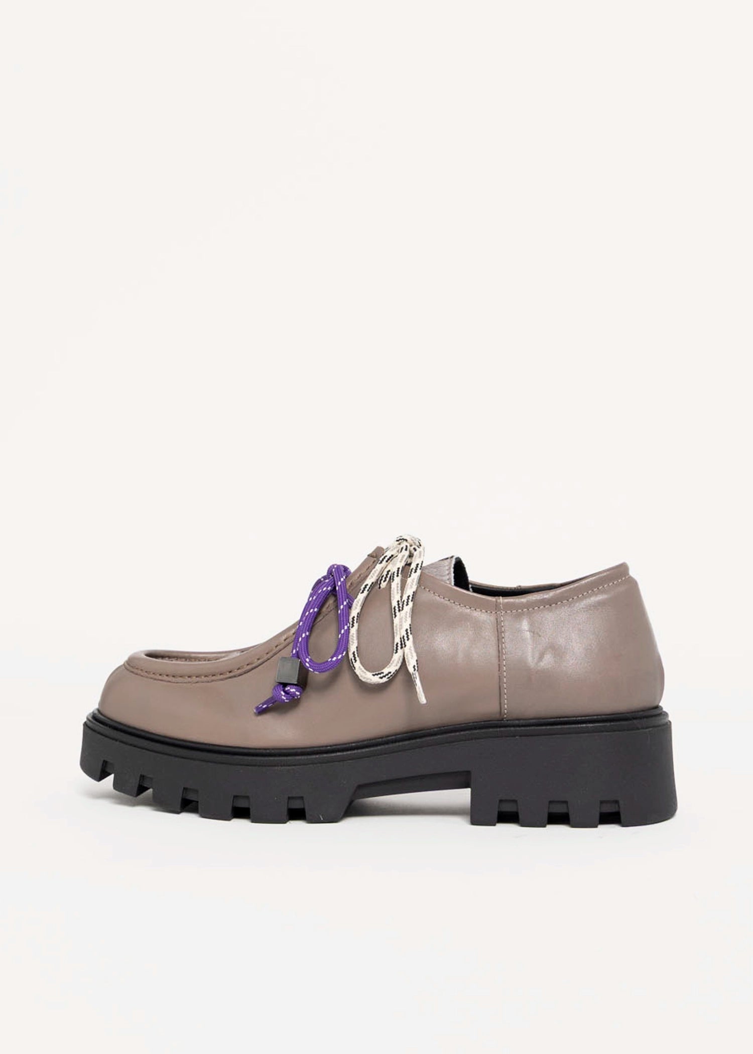 swatch_Grey Leather l'idea italian leather wallabee loafer