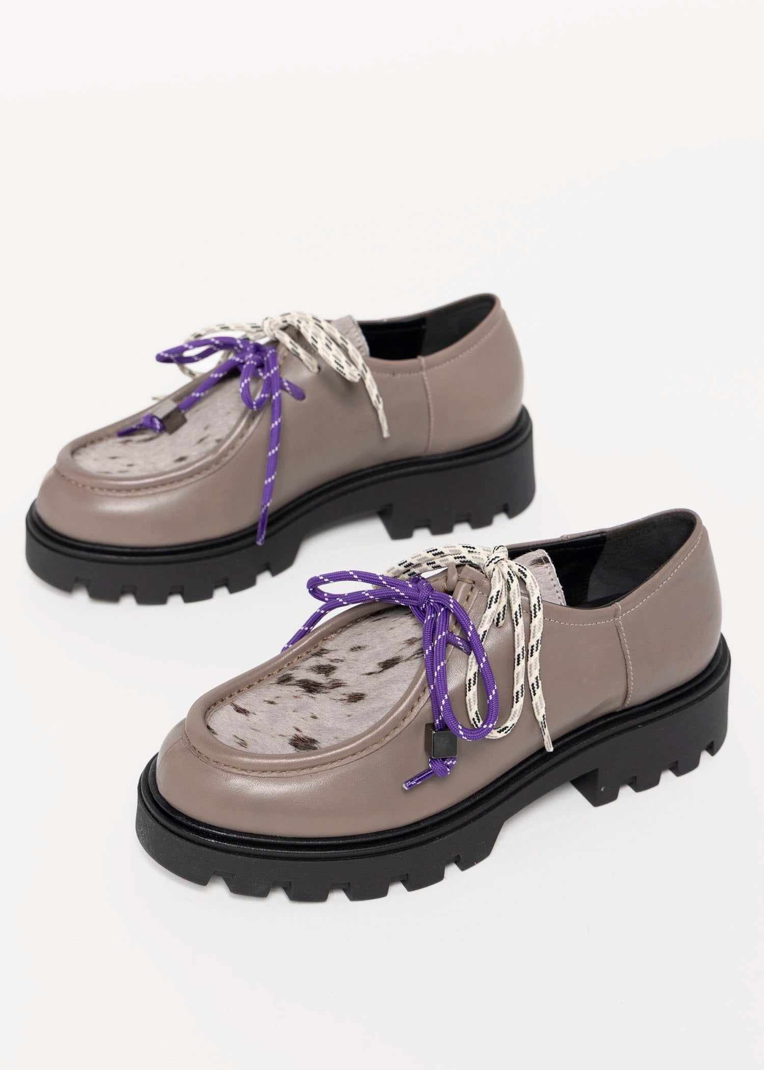 swatch_Grey Leather l'idea italian leather wallabee loafer