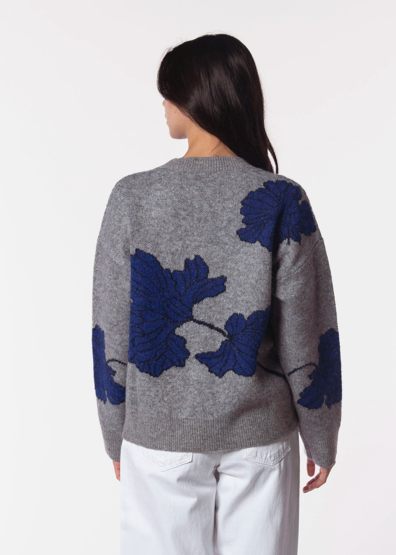 swatch_Grey/Sapphire knit sweater apparel