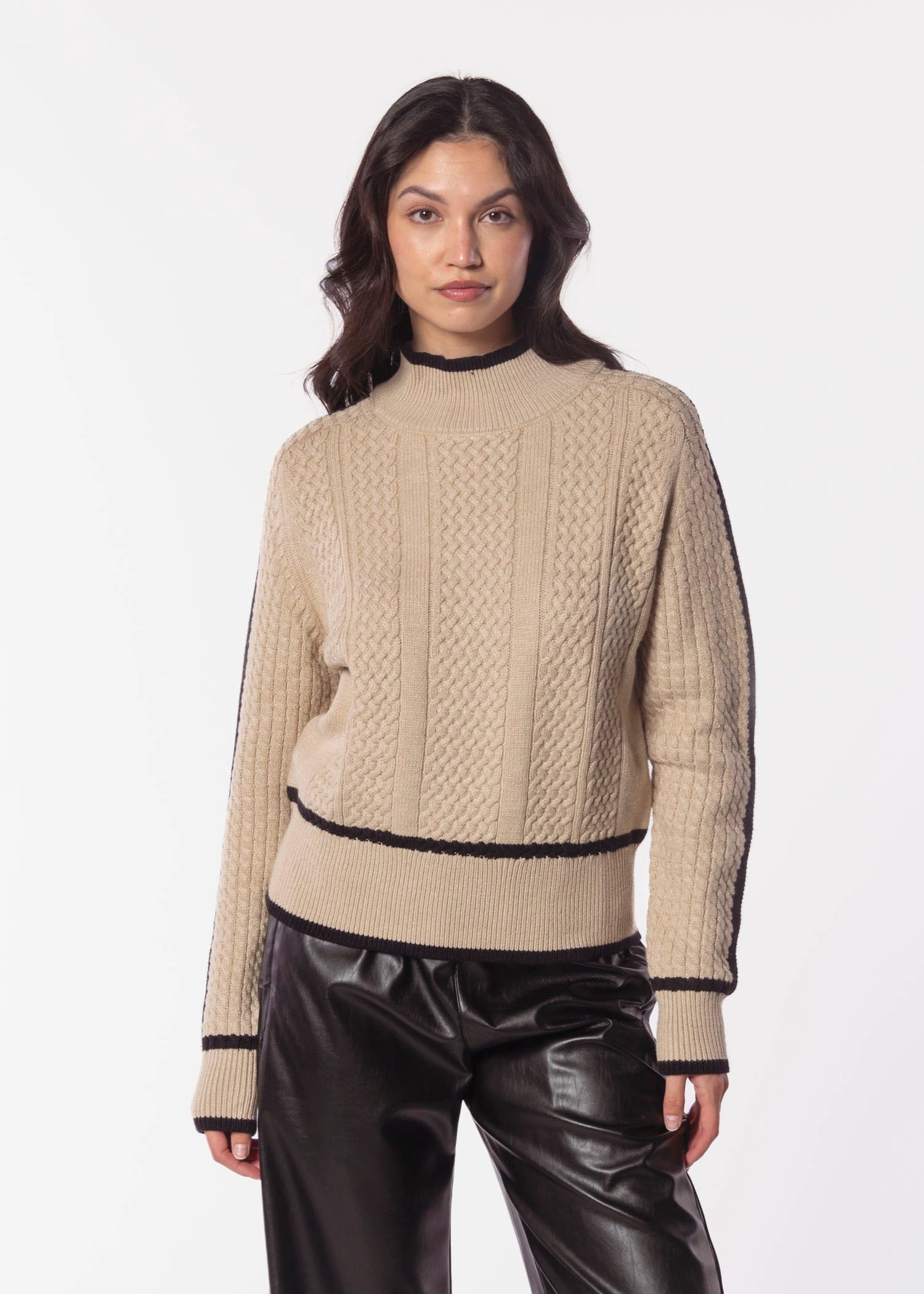 swatch_Ecru kevin sweater deluc apparel