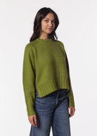 swatch_Pea Green adina sweater pistola