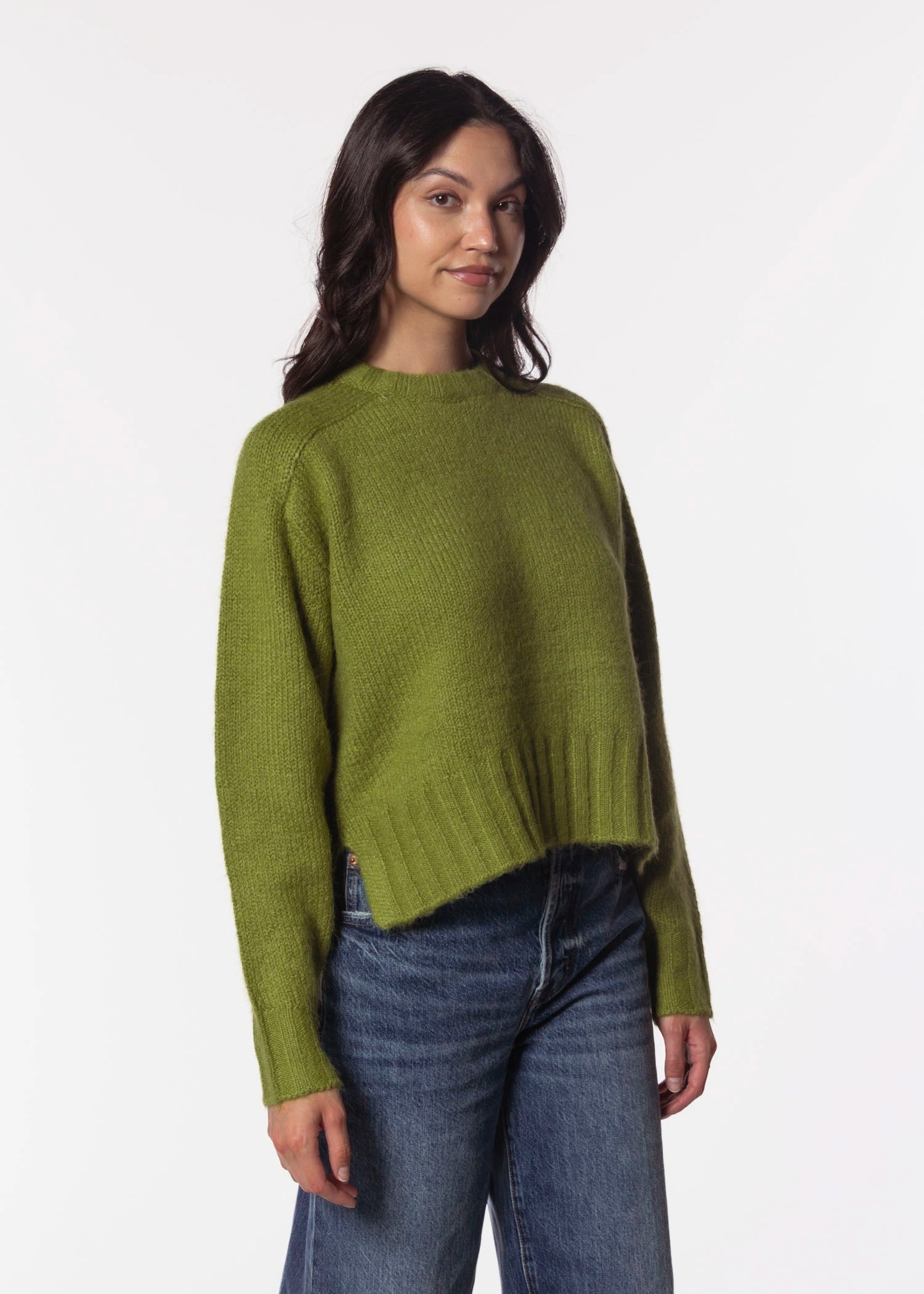 swatch_Pea Green adina sweater pistola