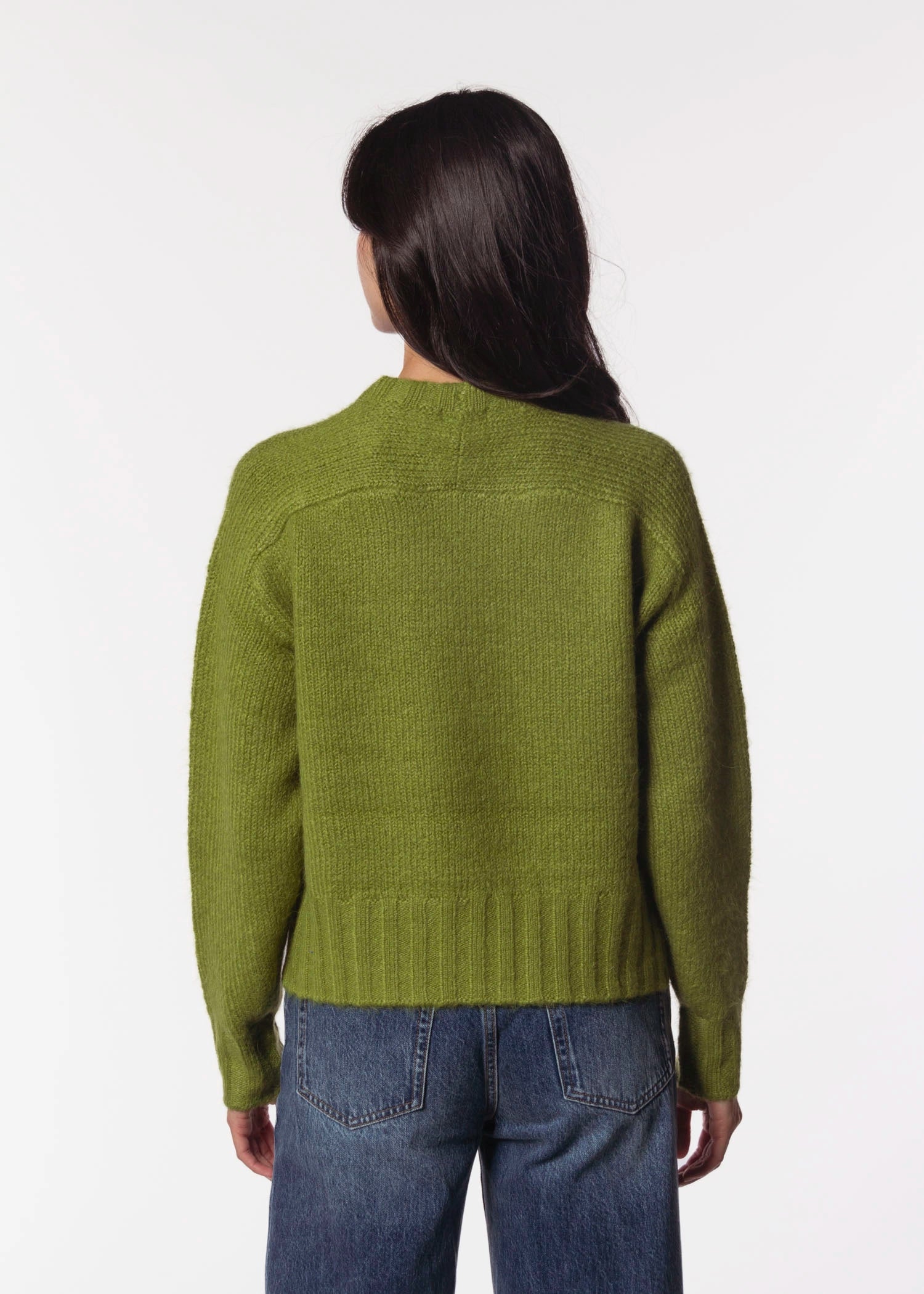 swatch_Pea Green adina sweater pistola