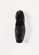 swatch_Black Leather driving moccasin loafers shoes